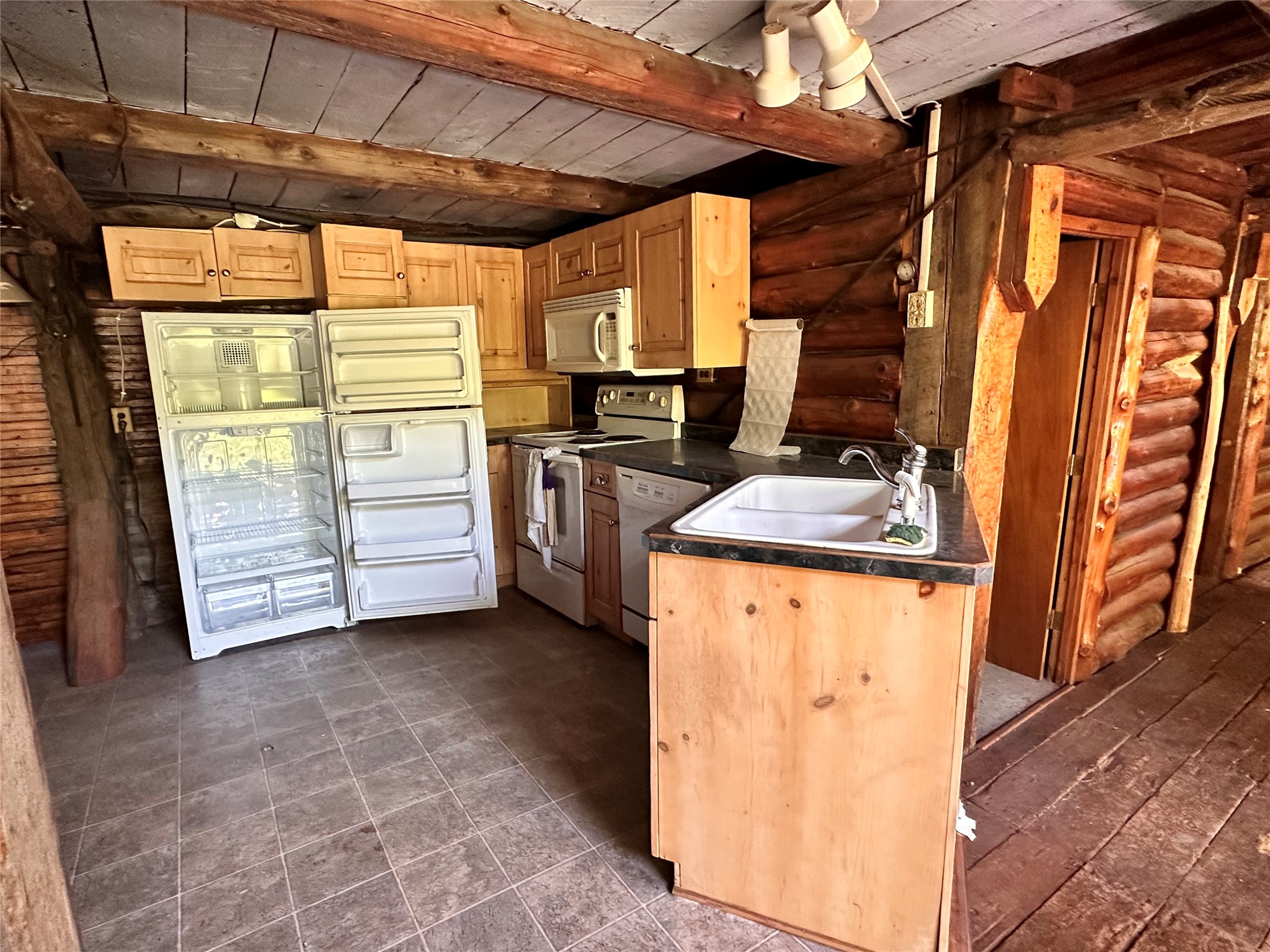 1640 County Road W Property Photo 48