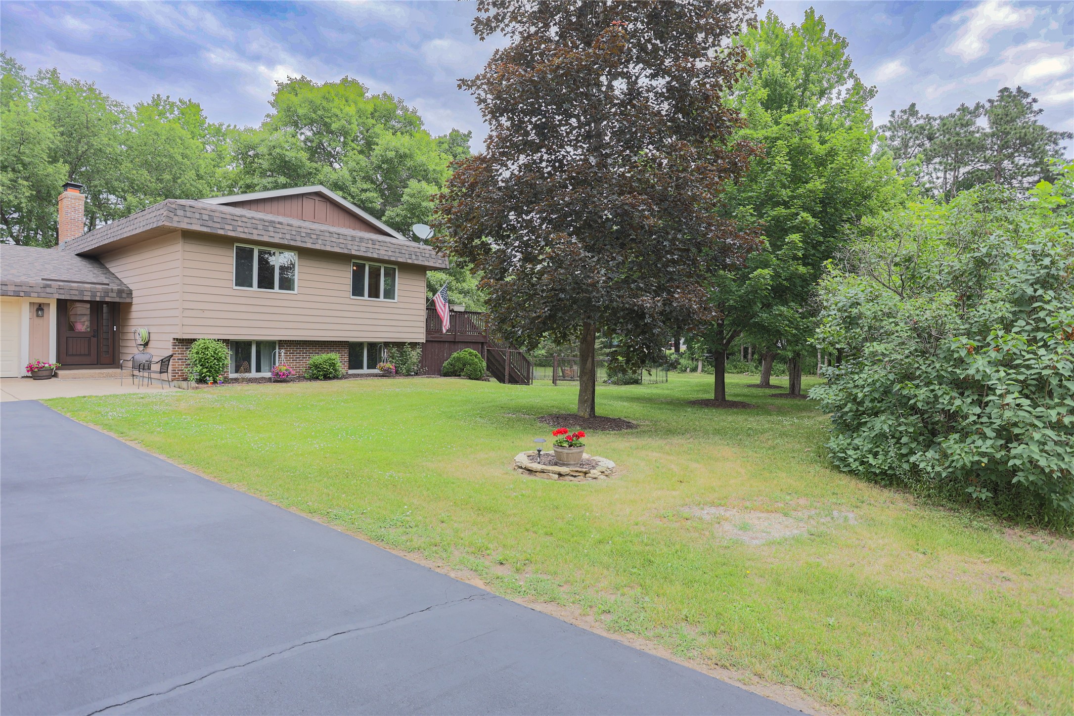 15785 Upper 193rd Street E Property Photo 10