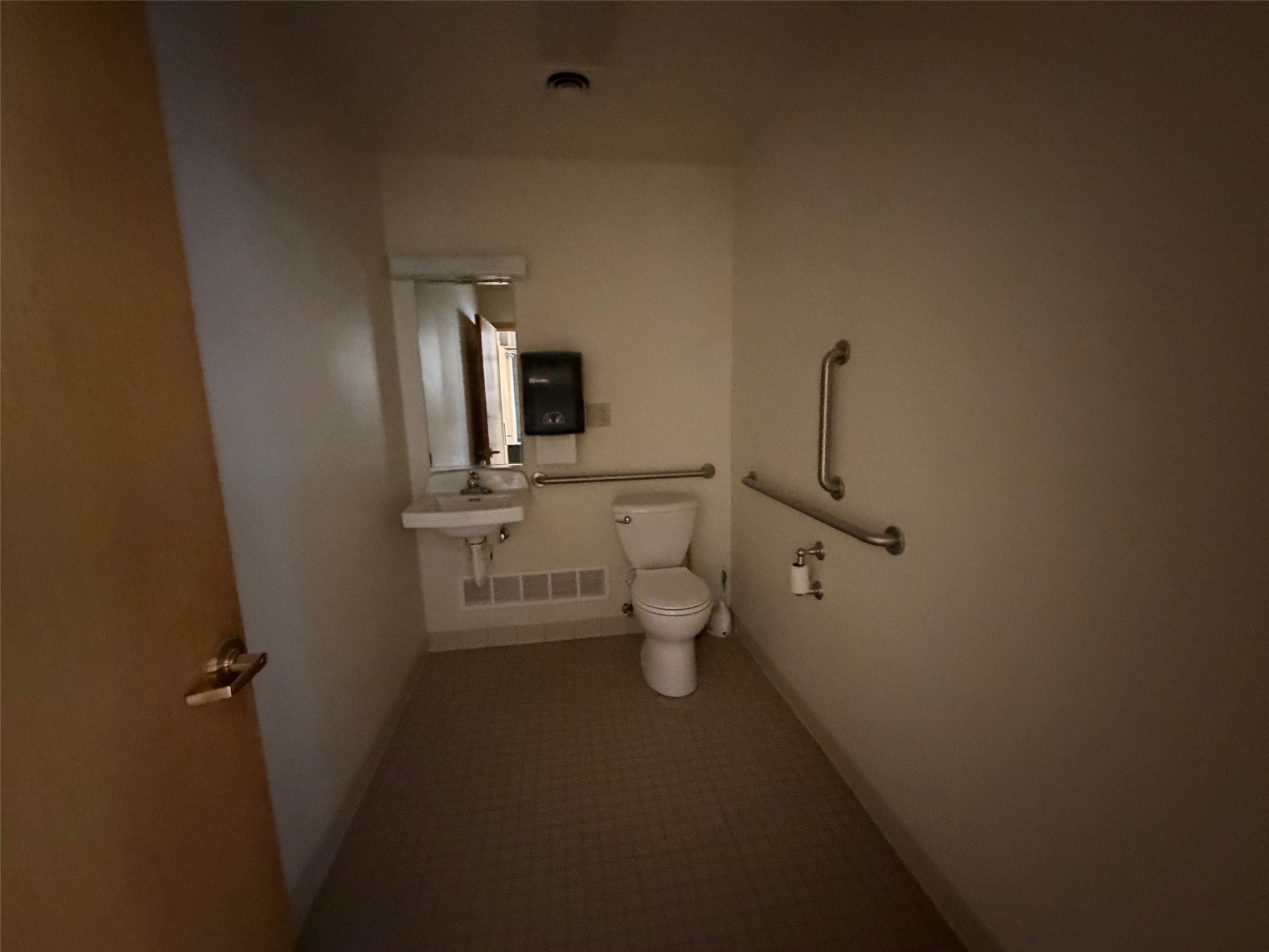 138 W Madison Avenue Property Photo 12