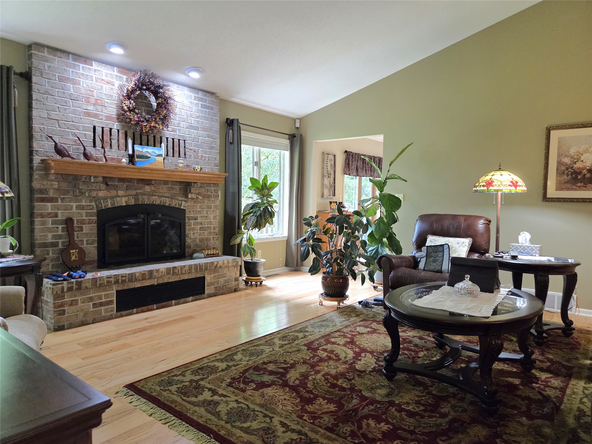724 Pine Place Property Photo 4