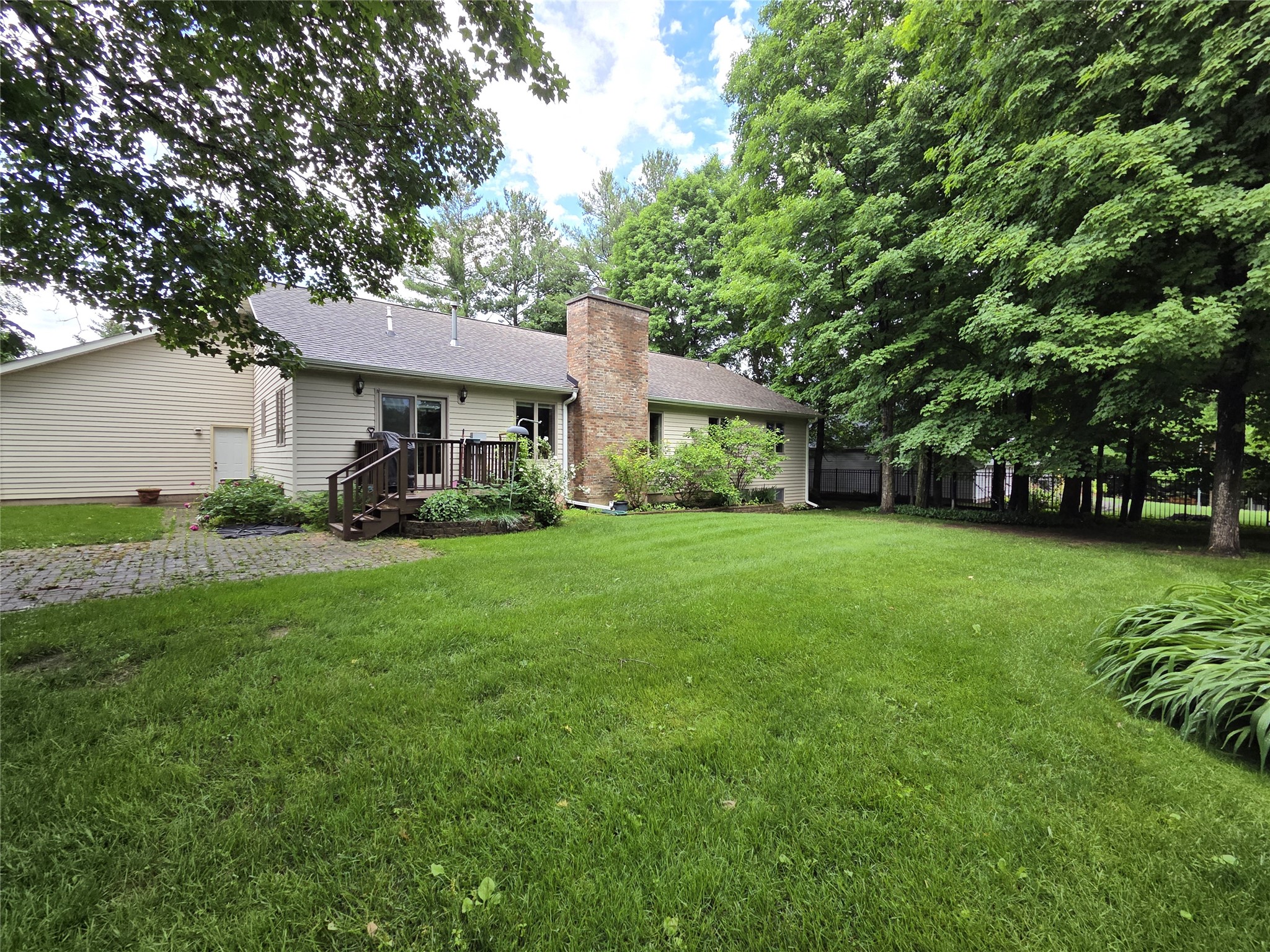 724 Pine Place Property Photo 34