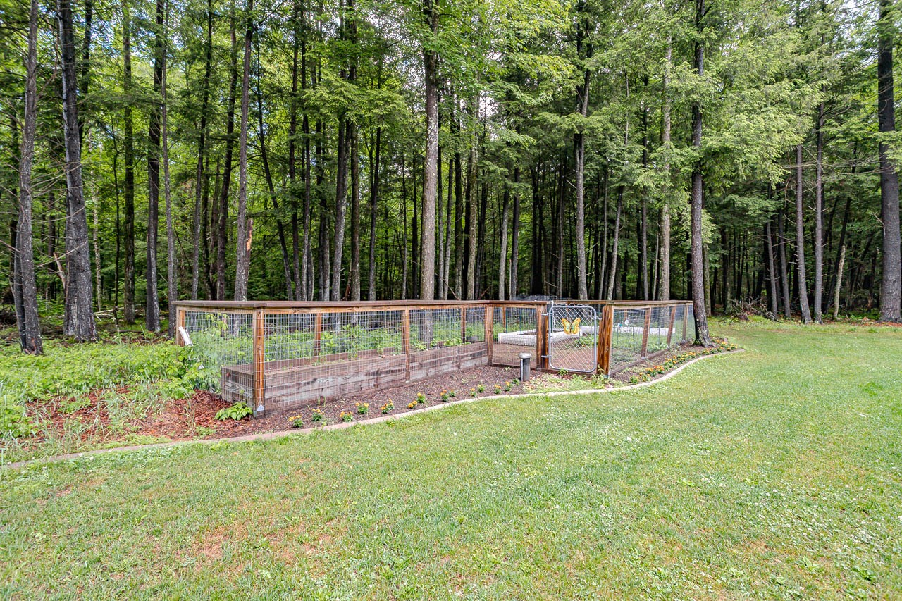 230217 Pine Hills Drive Property Photo 53