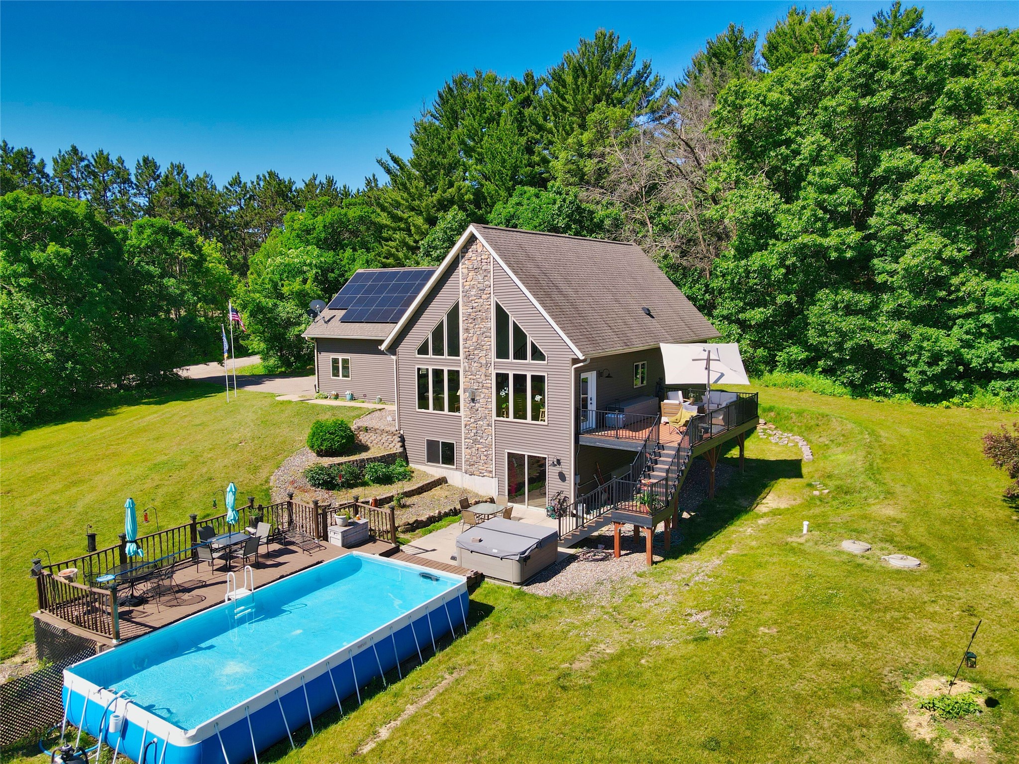 E560 Cedar Road Property Photo 8