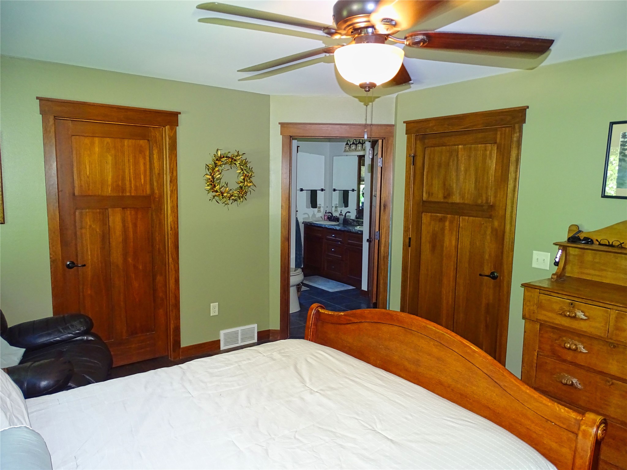 E560 Cedar Road Property Photo 23