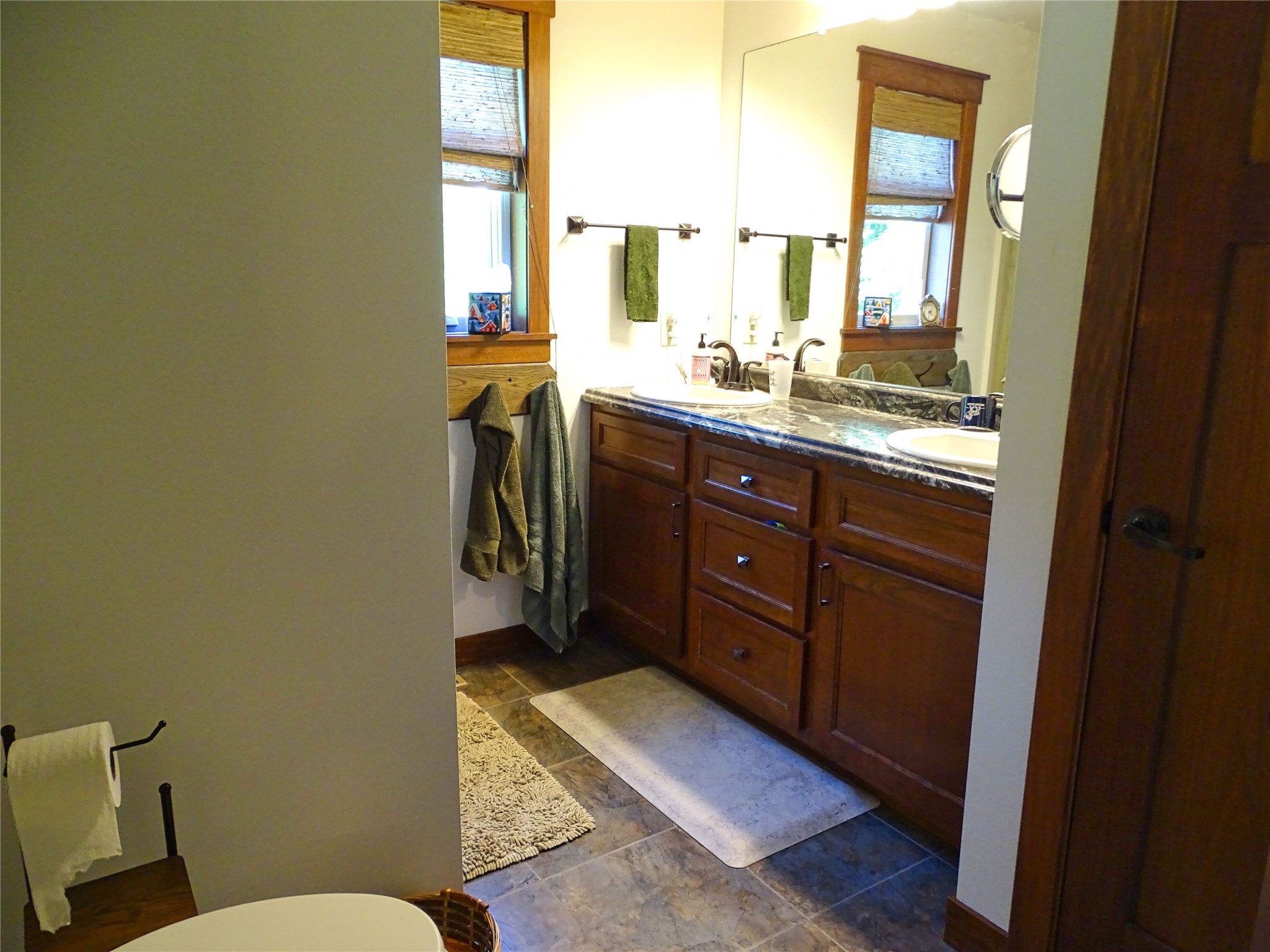 E560 Cedar Road Property Photo 24