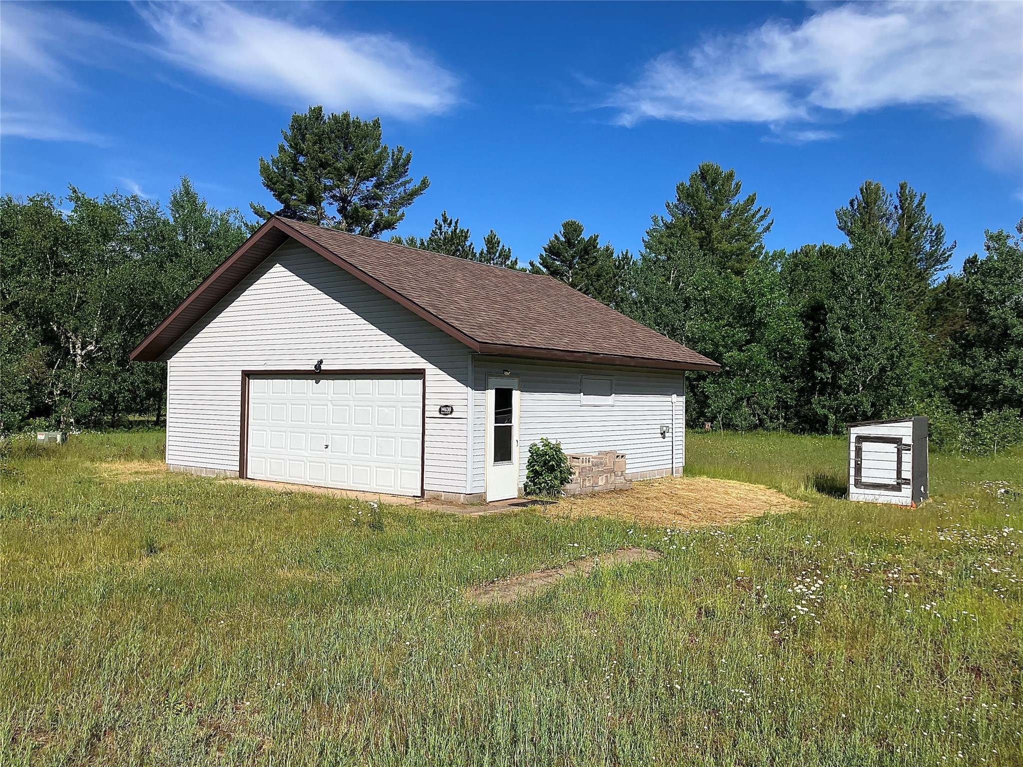 W638 Cozy Acres Road Property Photo 6