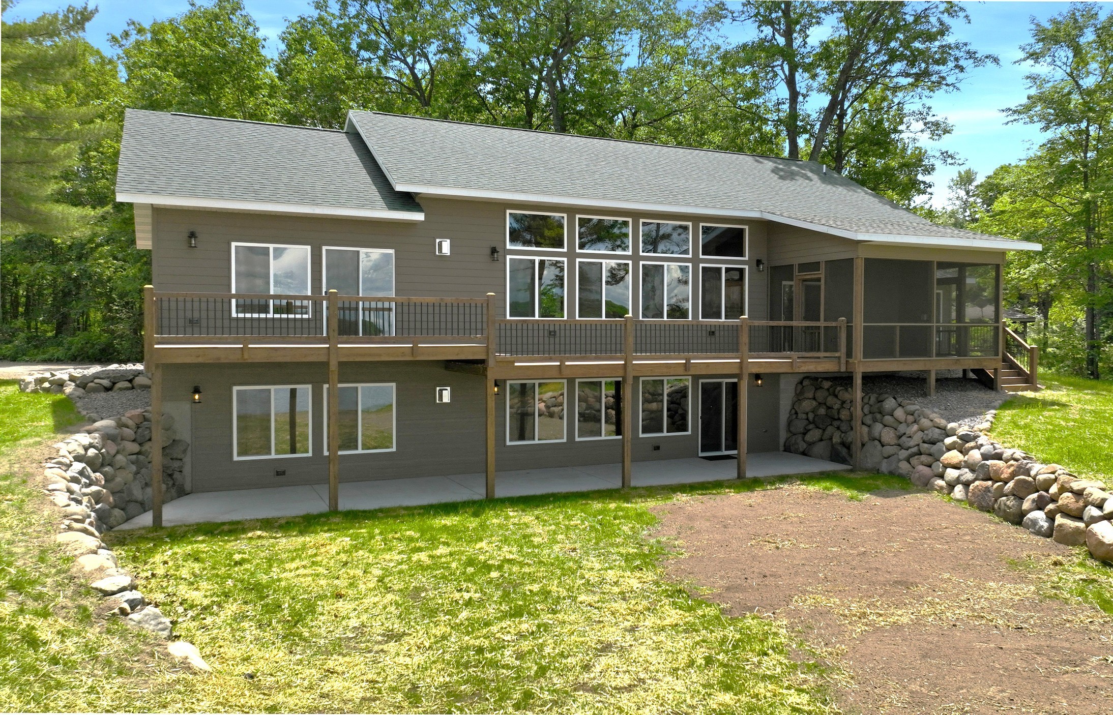 N5607 Stonybrook Drive Property Photo 1