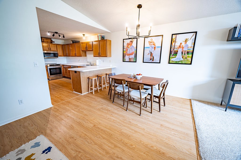 1352 Carriage Drive C Property Photo 4