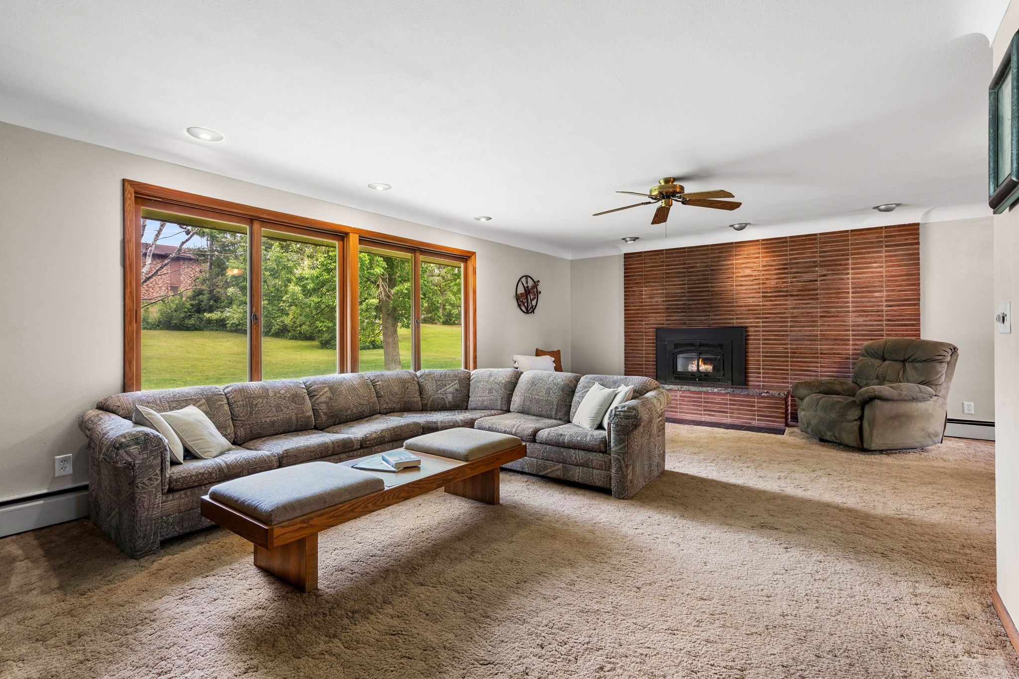 628 E Wisconsin Avenue Property Photo 11