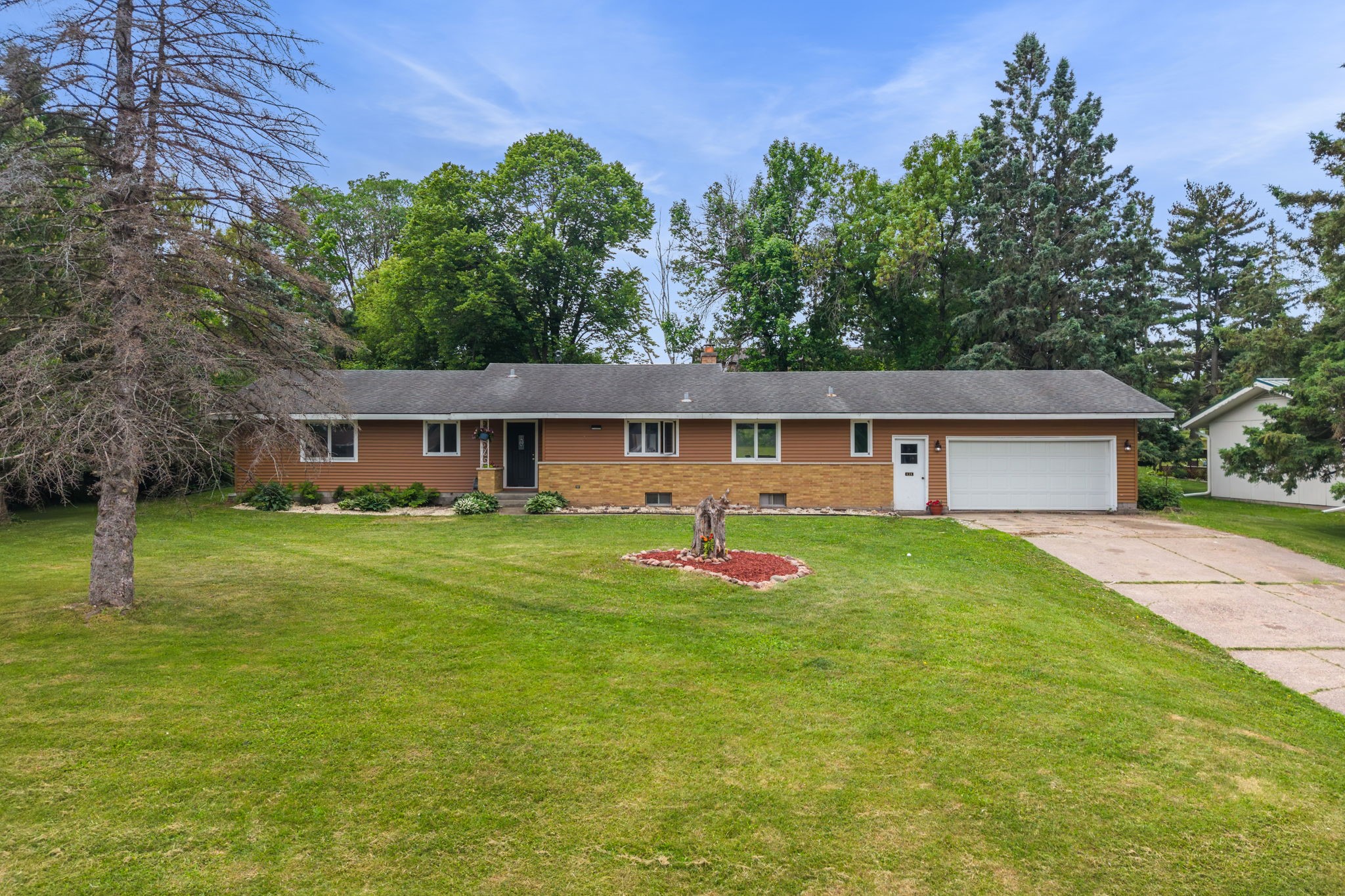 628 E Wisconsin Avenue Property Photo 44