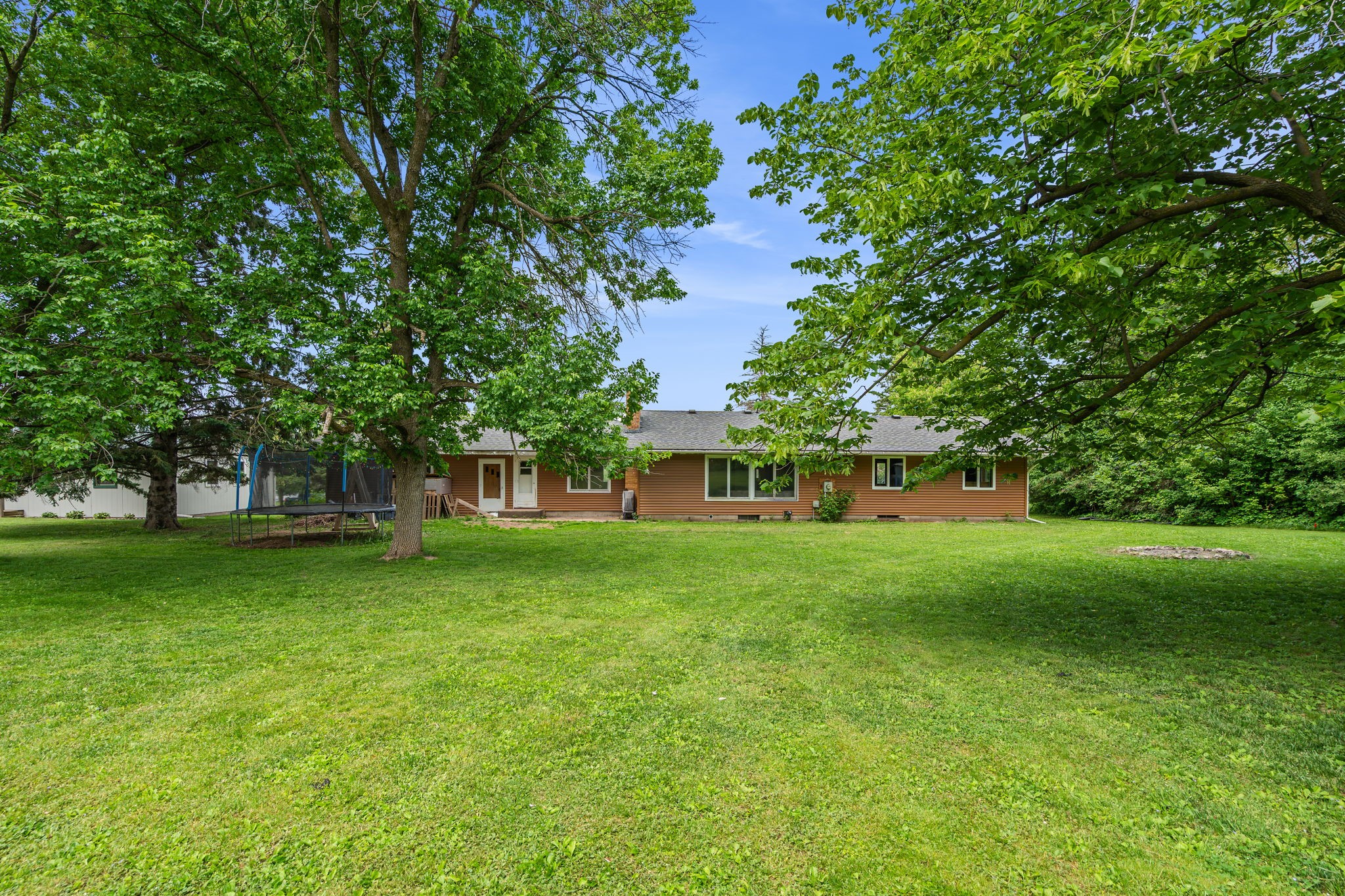 628 E Wisconsin Avenue Property Photo 46