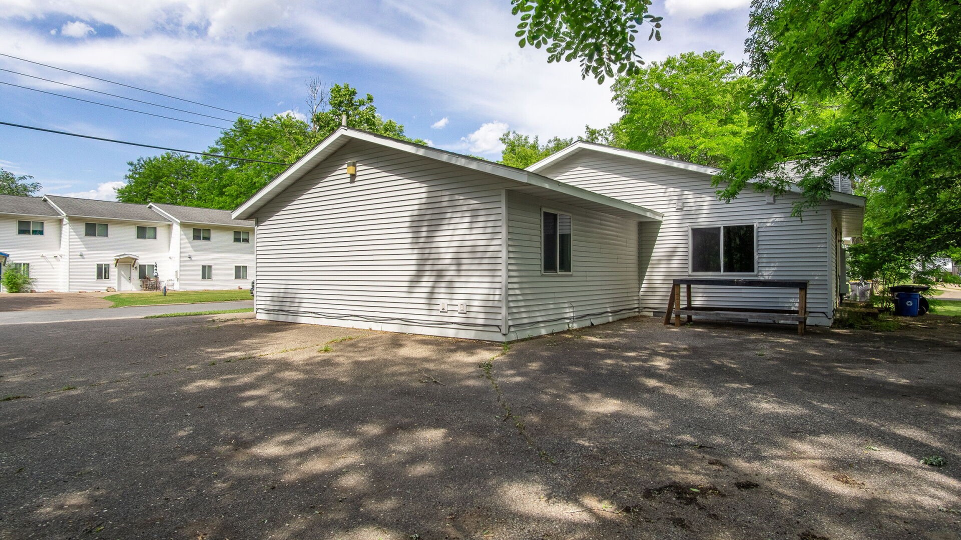 1603 6th Street E A & B Property Photo 4