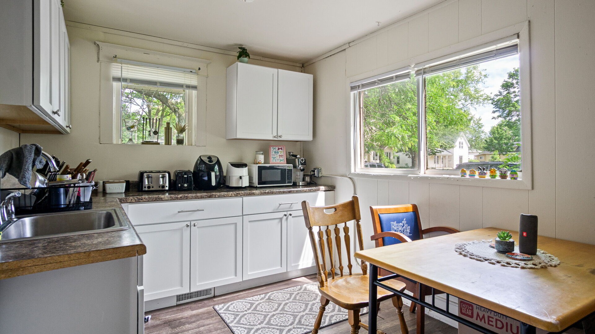 1603 6th Street E A & B Property Photo 13