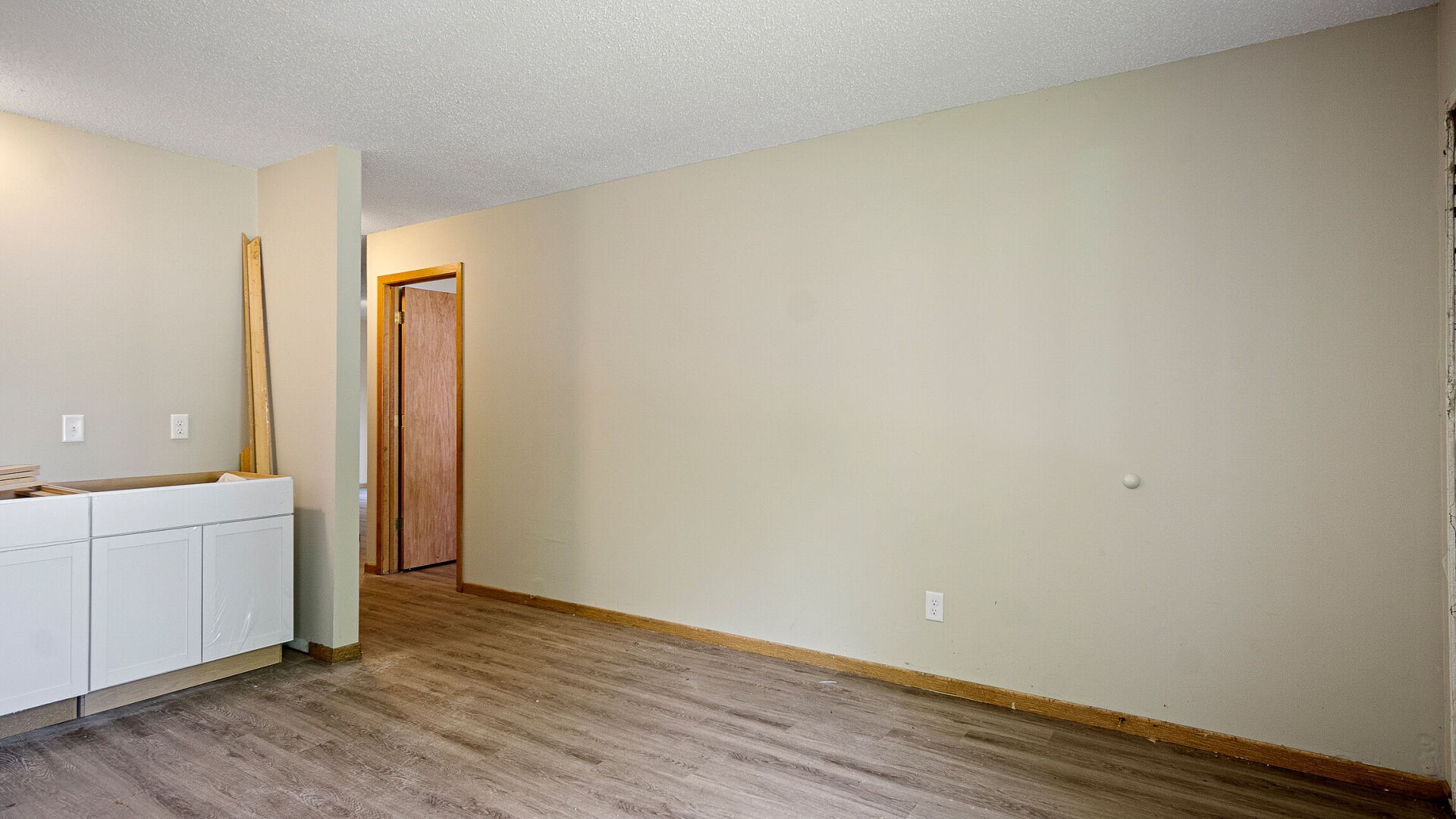 1603 6th Street E A & B Property Photo 36