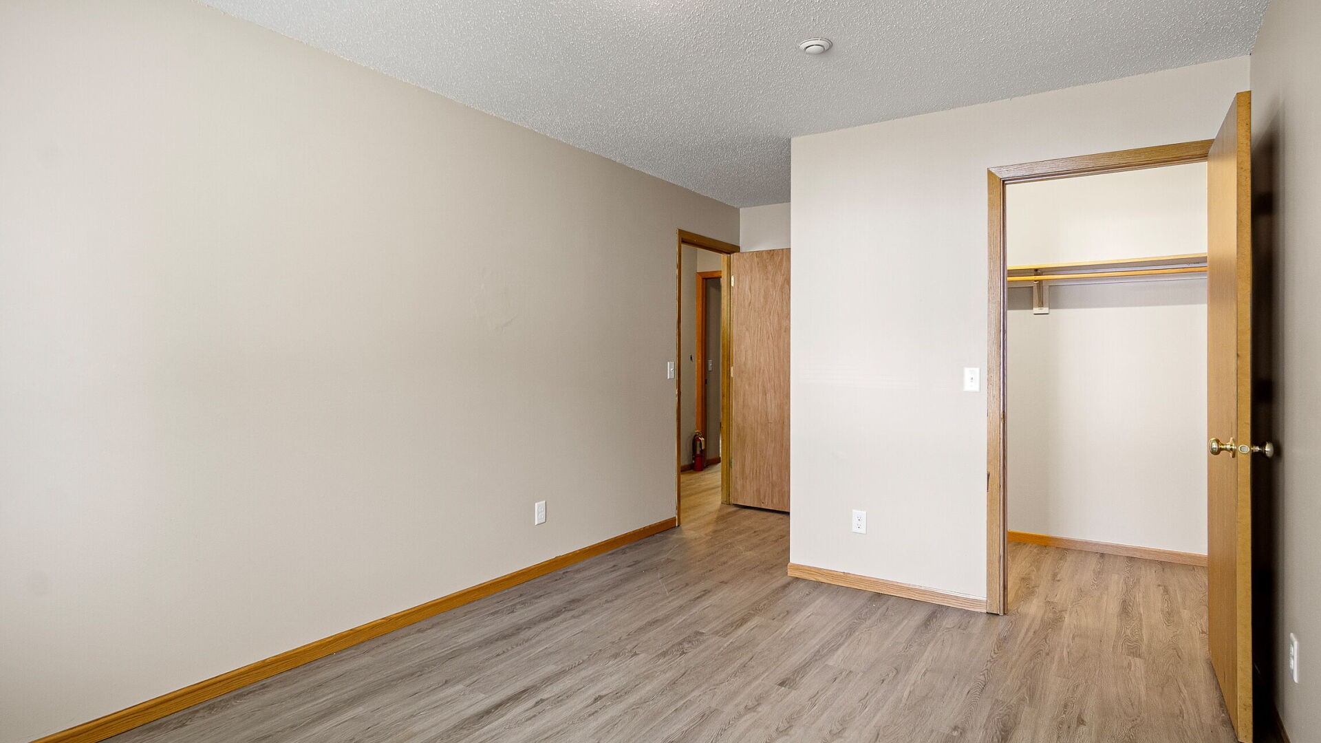 1603 6th Street E A & B Property Photo 43