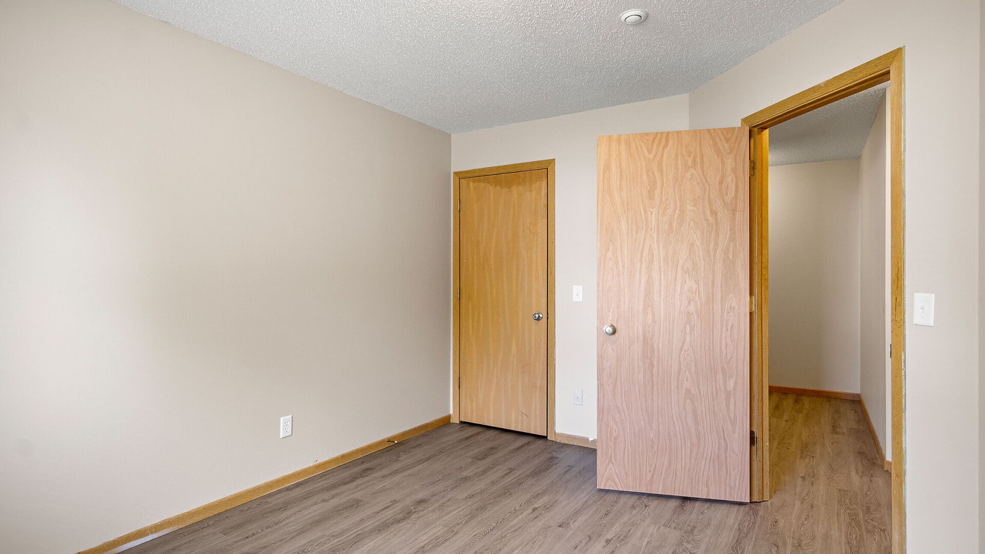 1603 6th Street E A & B Property Photo 50