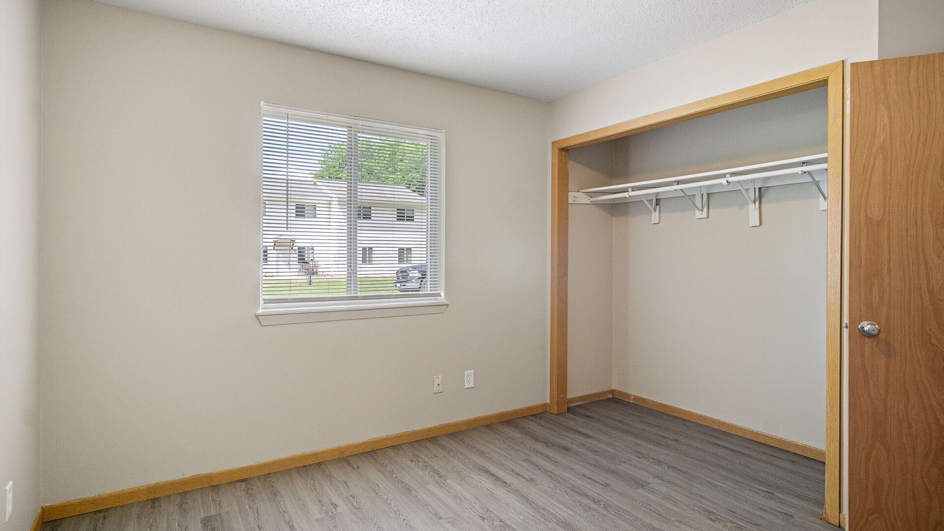 1603 6th Street E A & B Property Photo 53