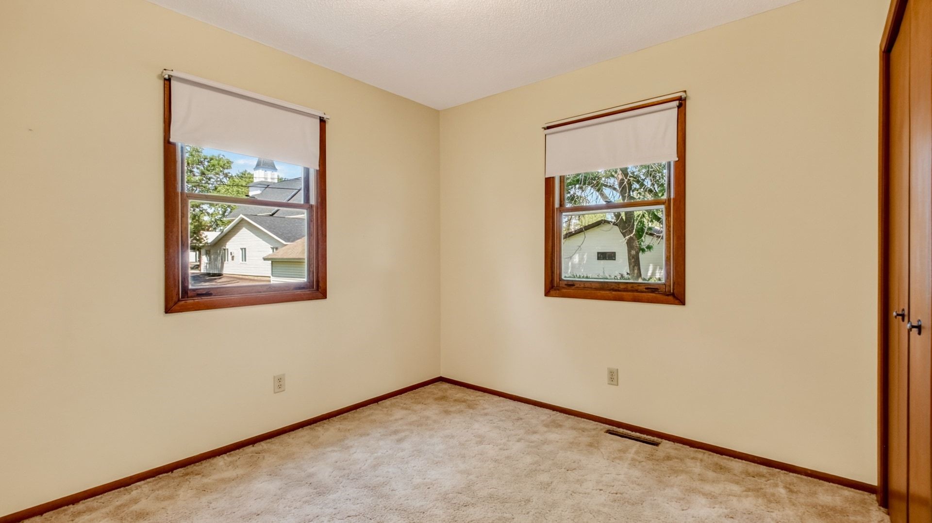 208 S 7th Street Property Photo 15