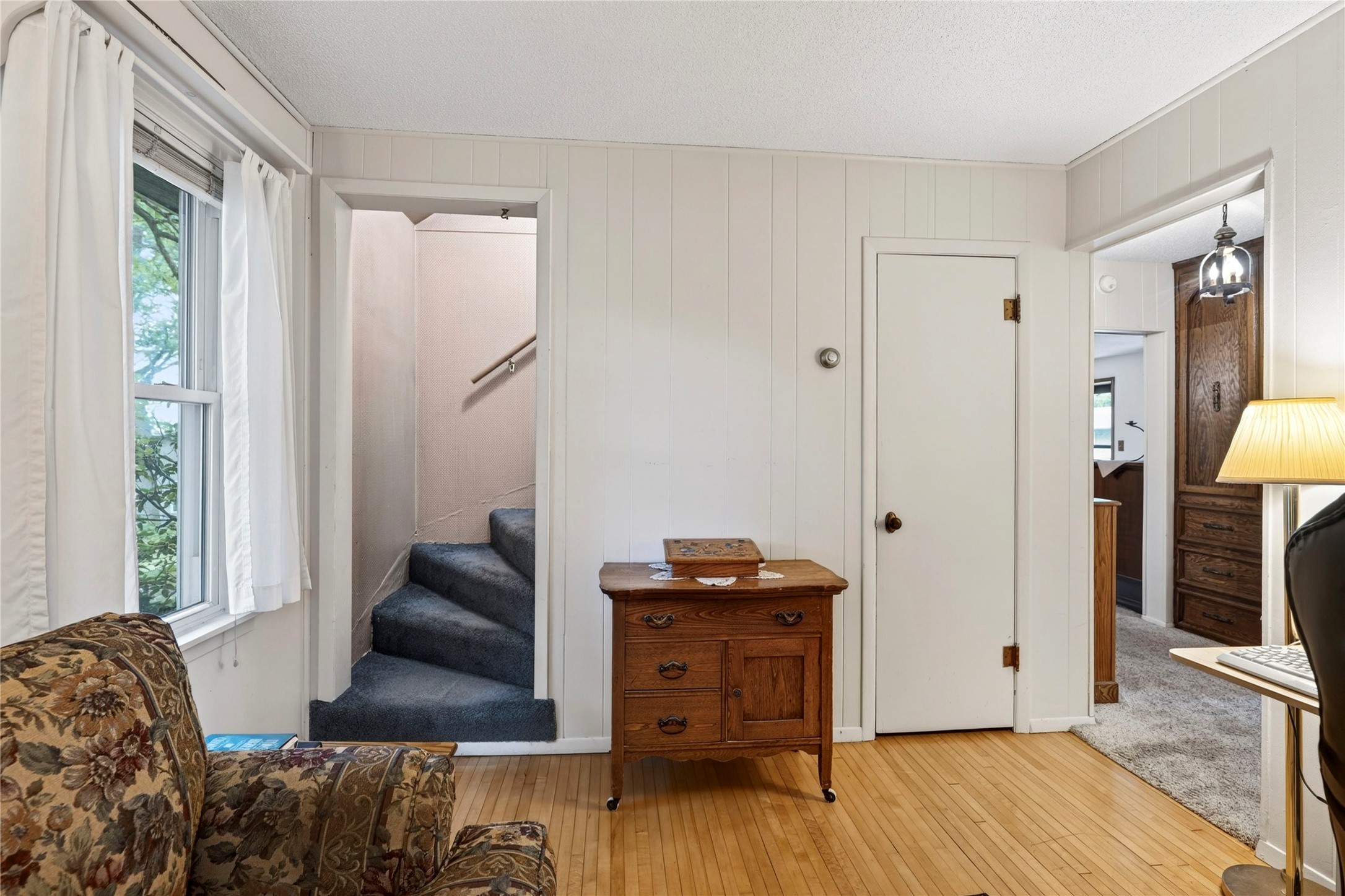 910 First Street Property Photo 30