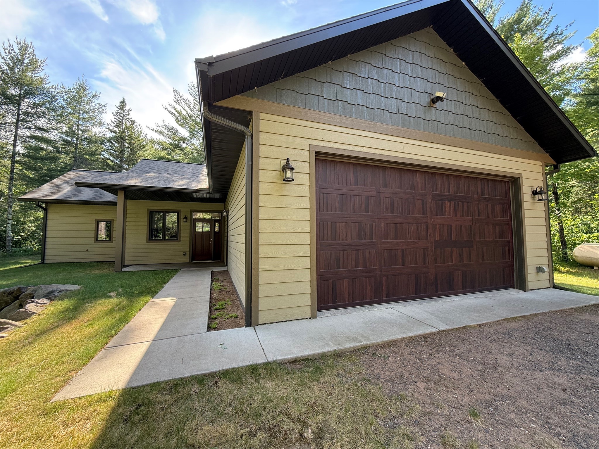 42765 Kavanaugh Road Property Photo 2
