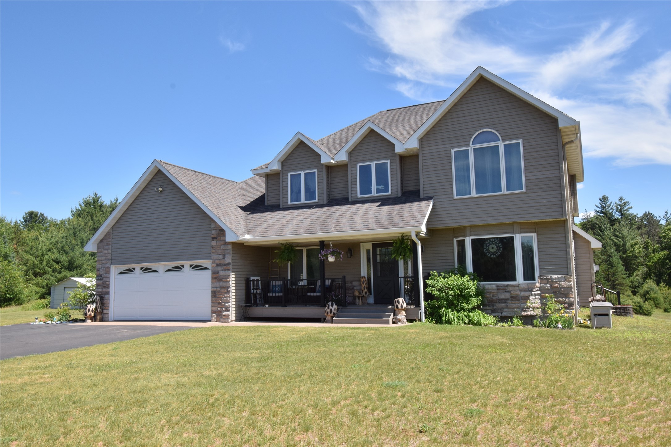 5135 County Road X Property Photo 1