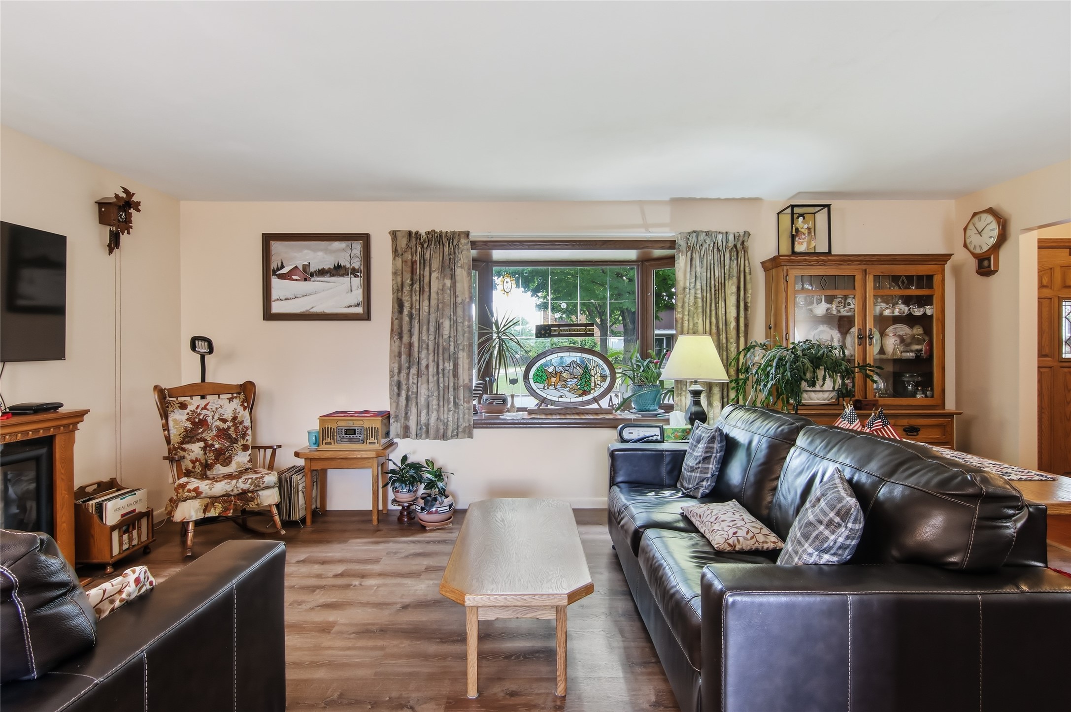2217 Freeway Drive Property Photo 3