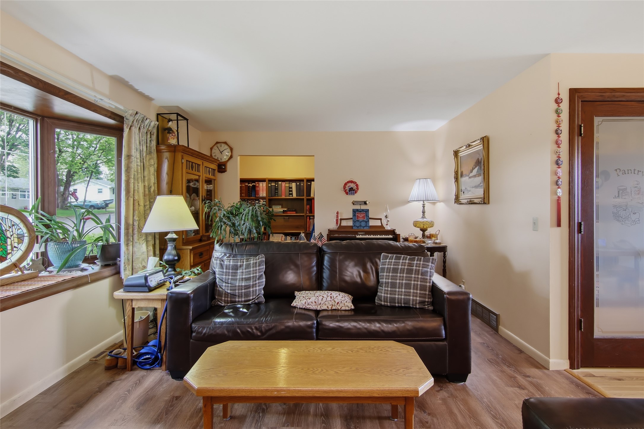 2217 Freeway Drive Property Photo 4