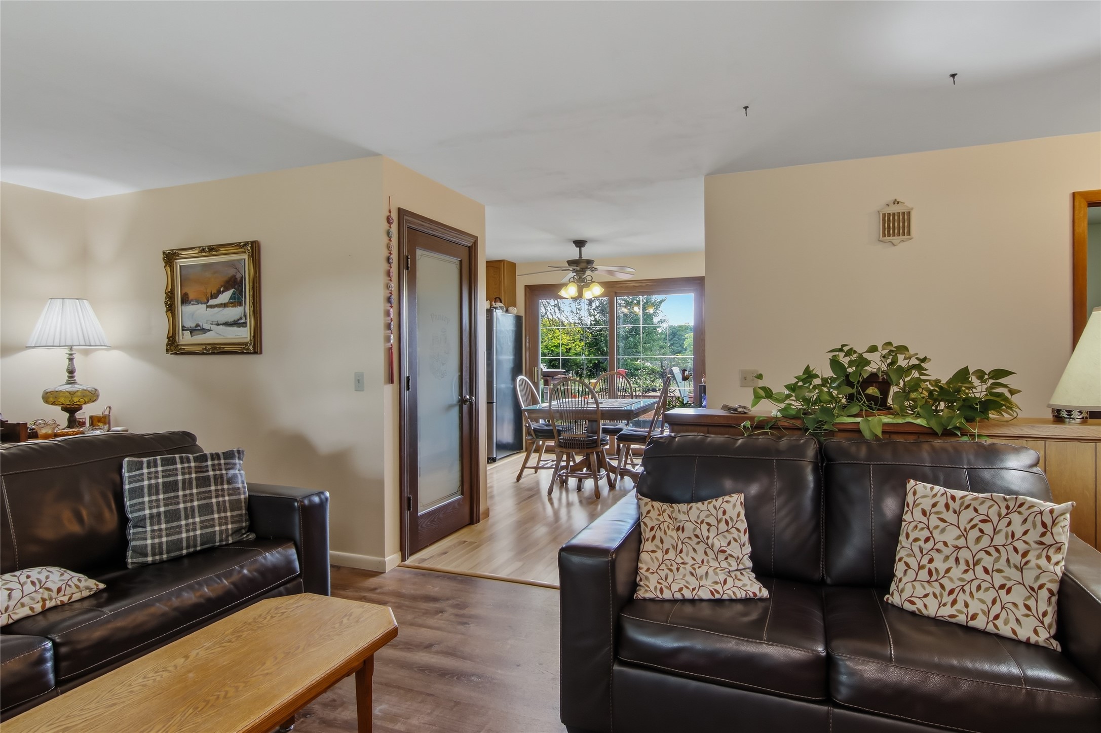 2217 Freeway Drive Property Photo 5