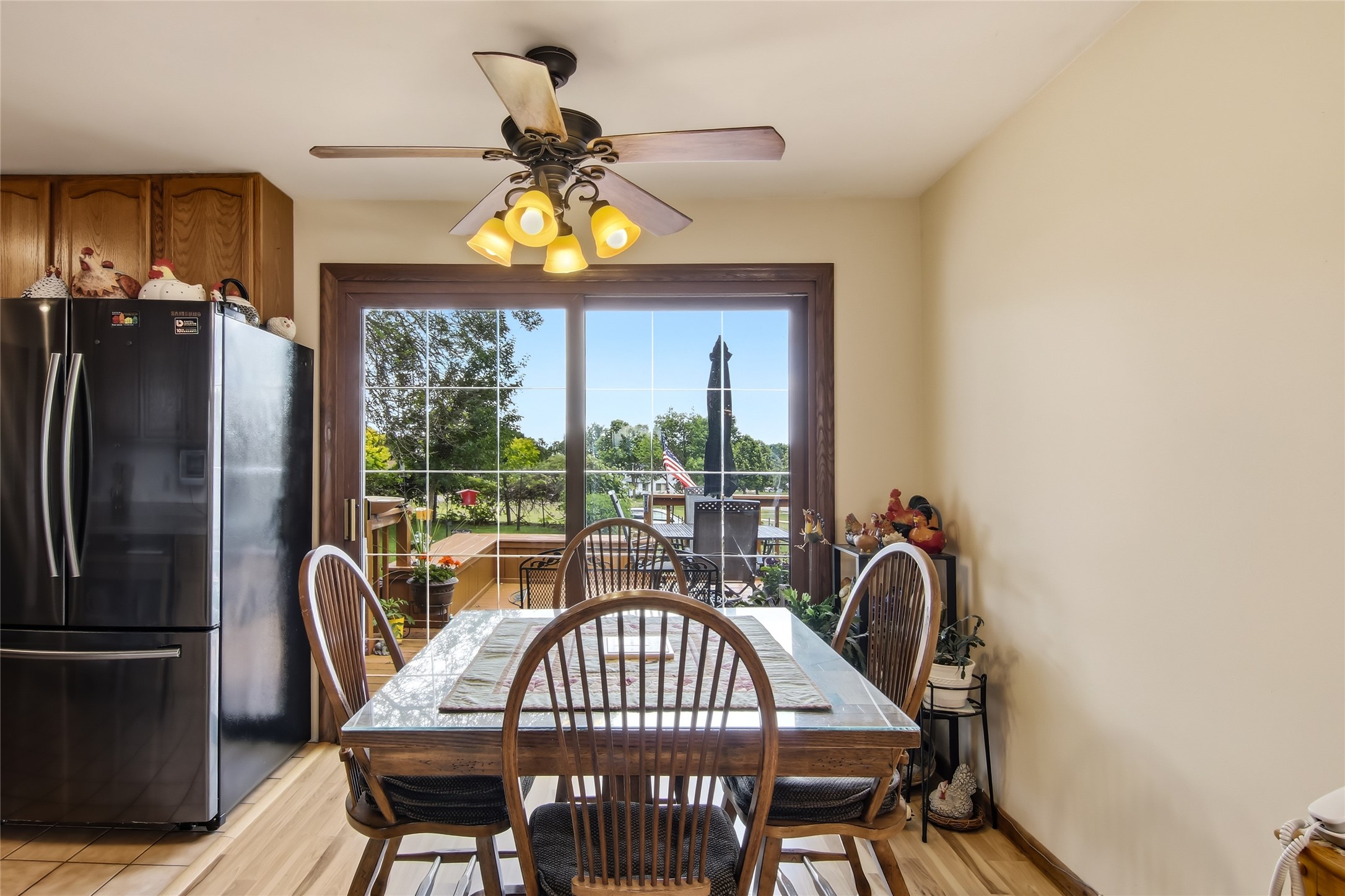 2217 Freeway Drive Property Photo 9
