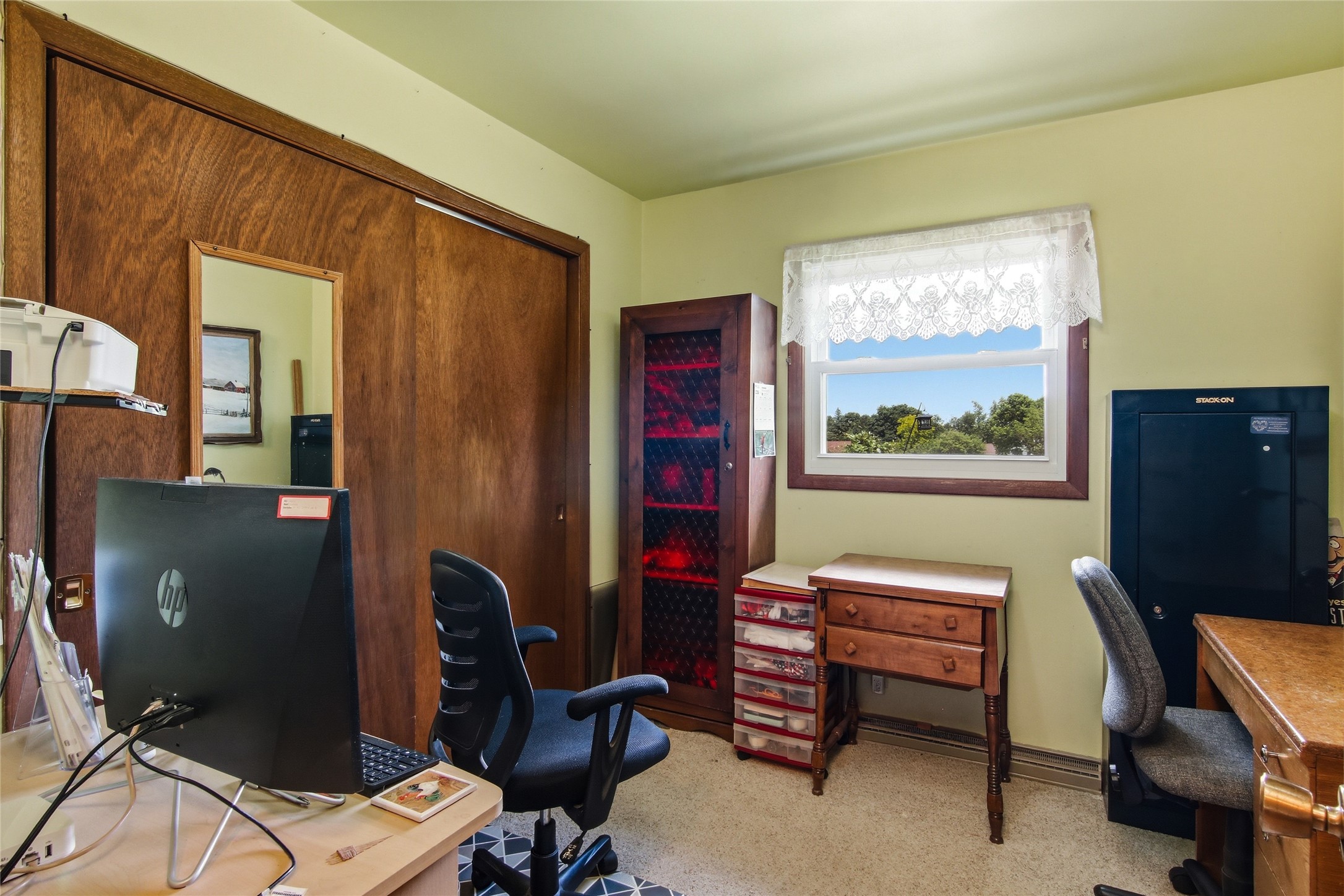 2217 Freeway Drive Property Photo 13
