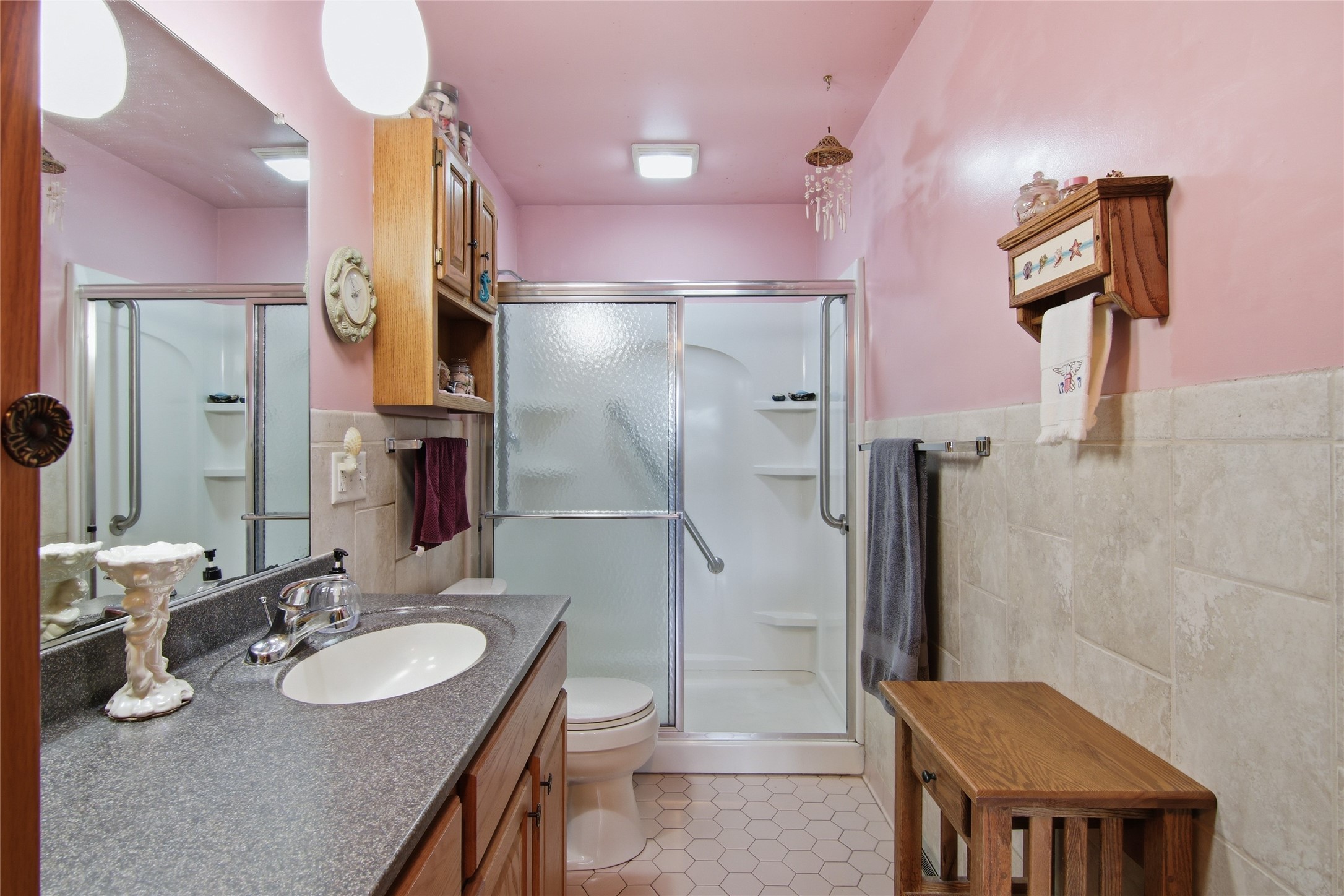 2217 Freeway Drive Property Photo 14