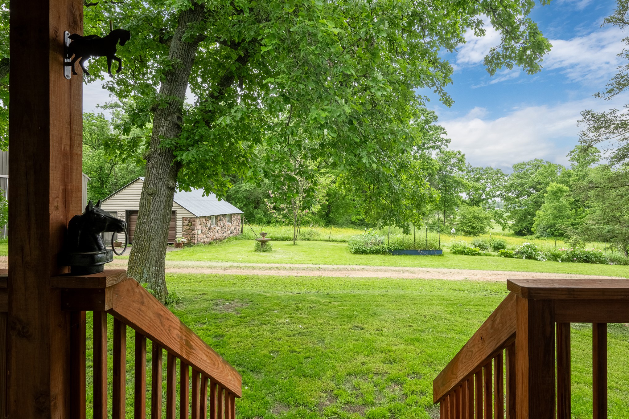 2563 17th Avenue Property Photo 5