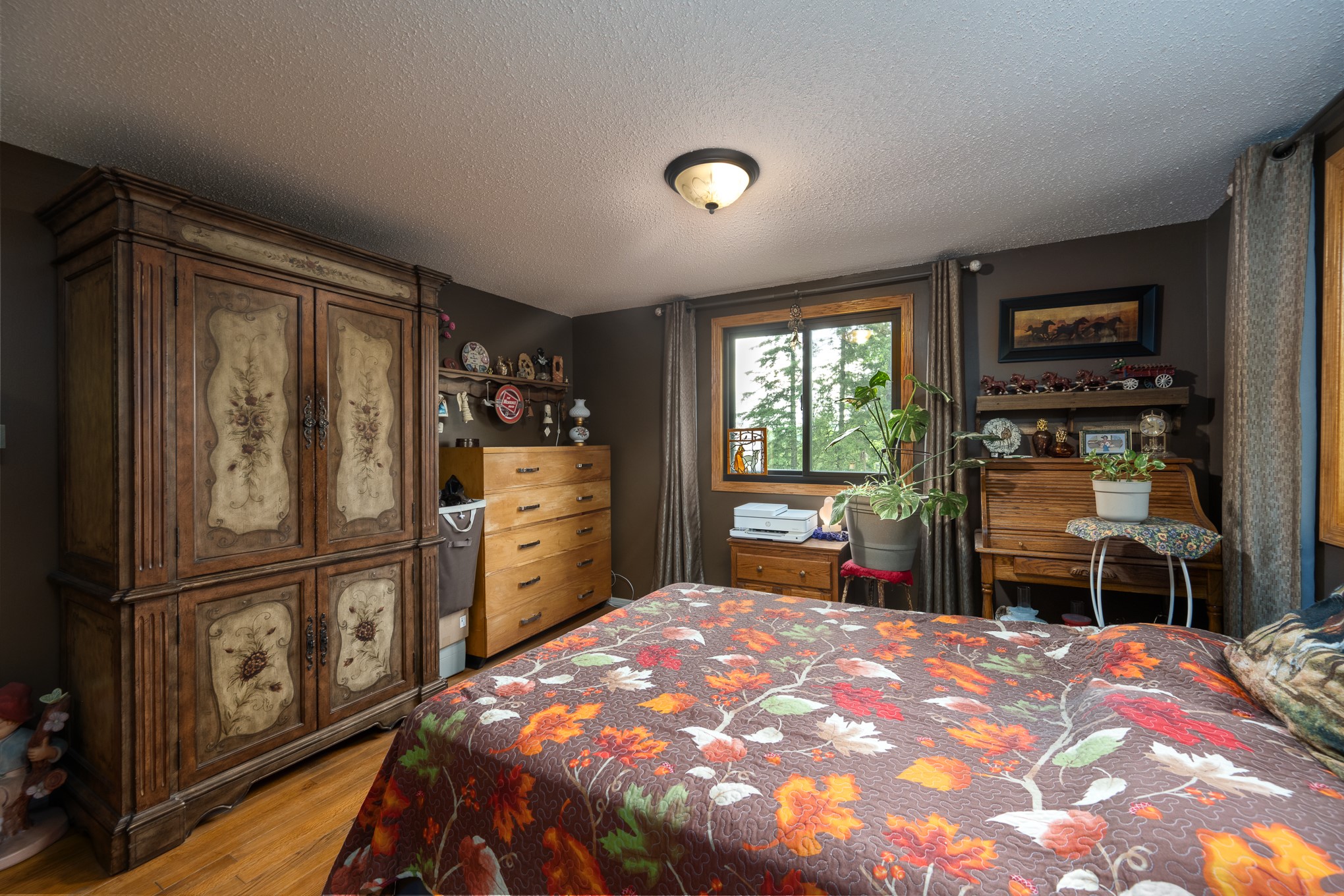 2563 17th Avenue Property Photo 17