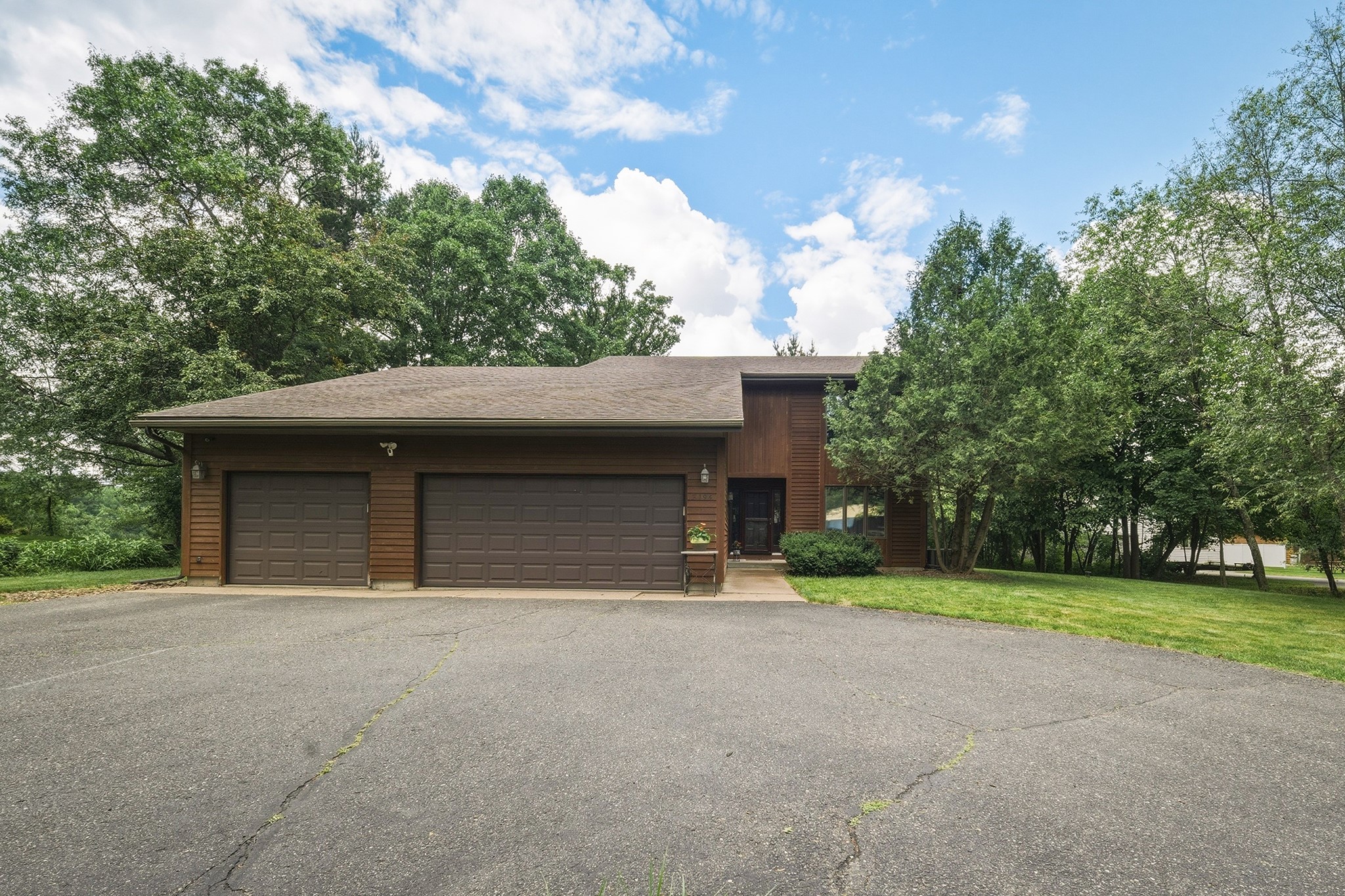 7194 County Highway K Property Photo 1