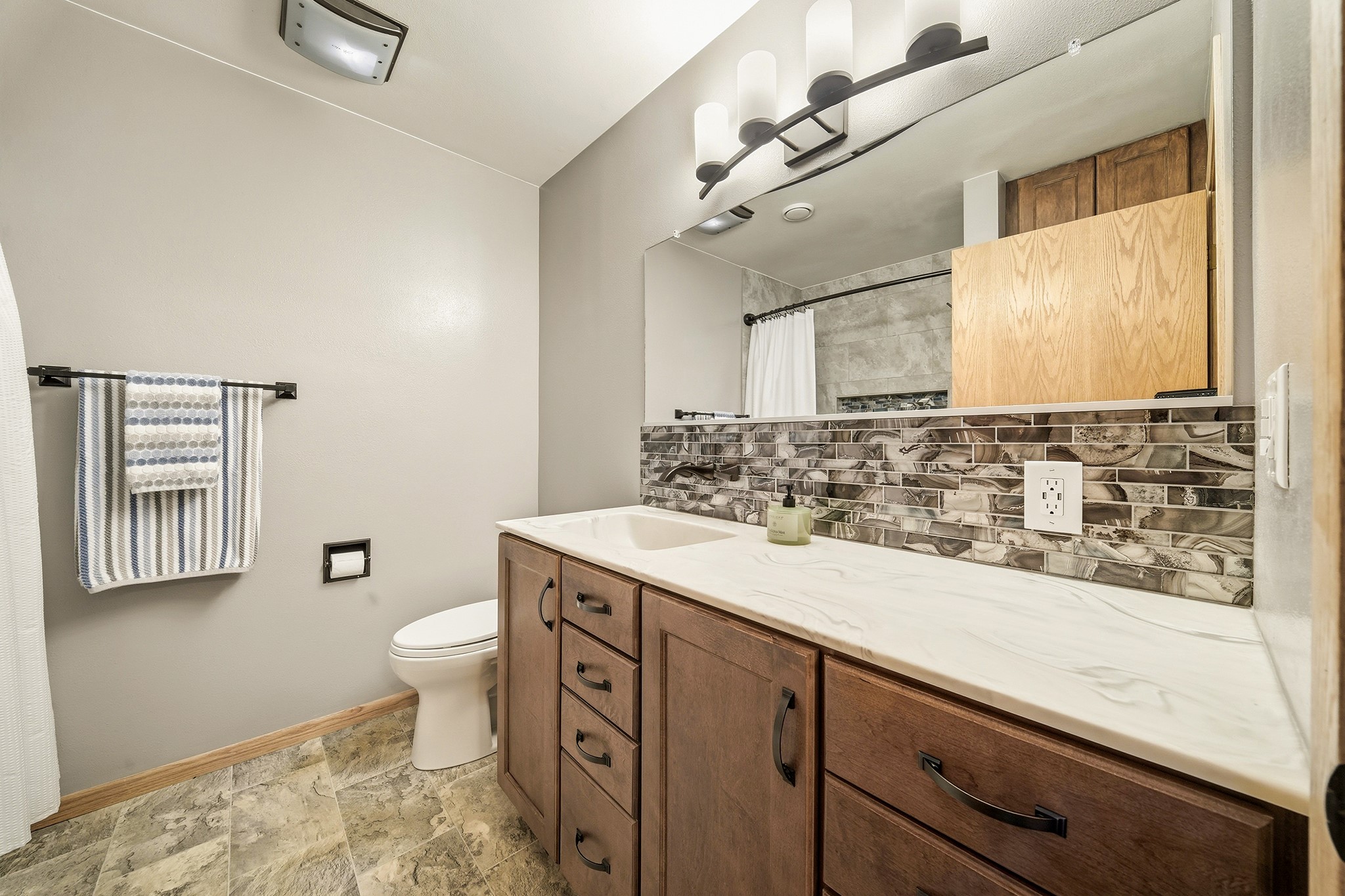 7194 County Highway K Property Photo 32