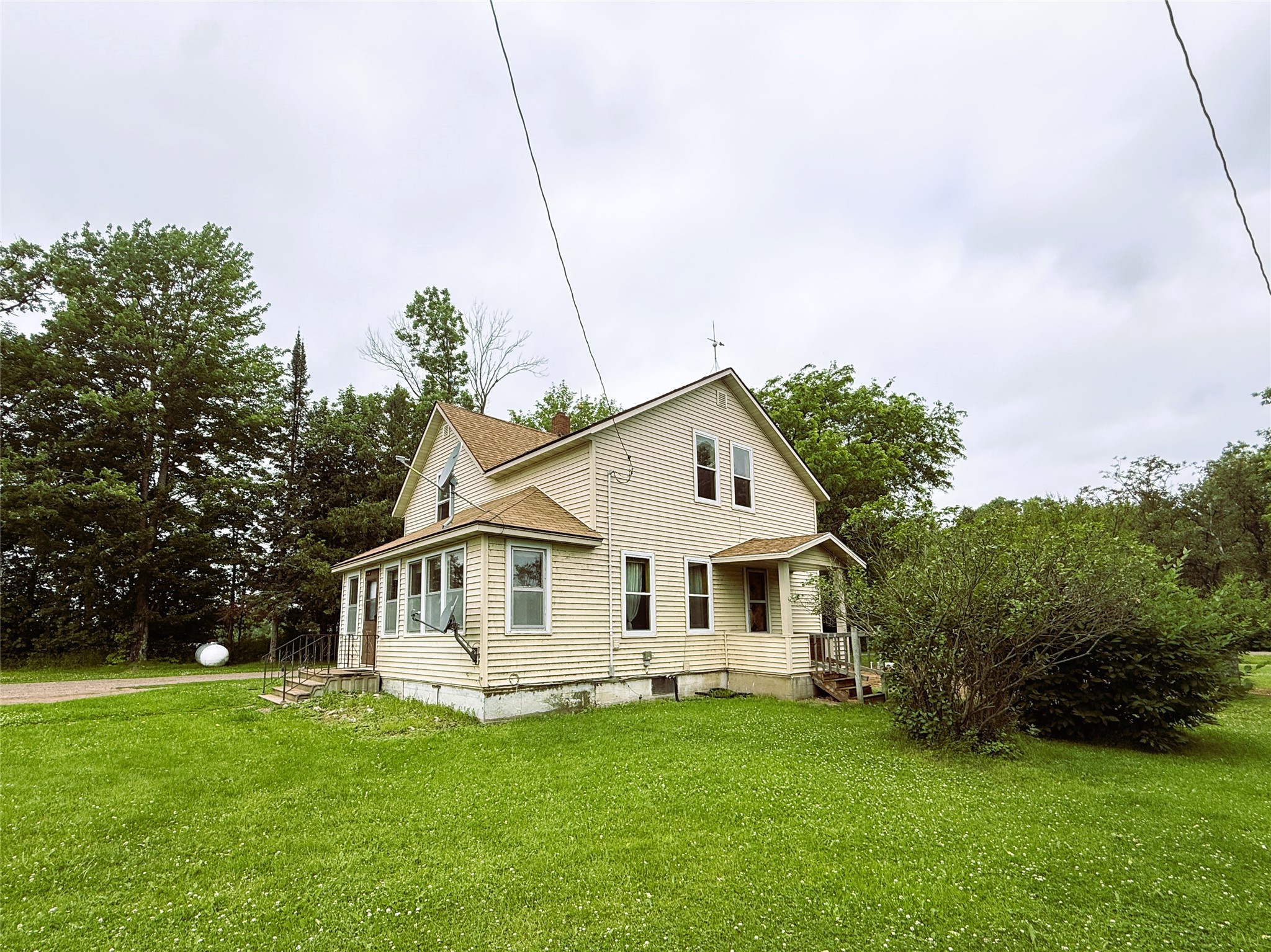W9577 Kroll Road Property Photo 1