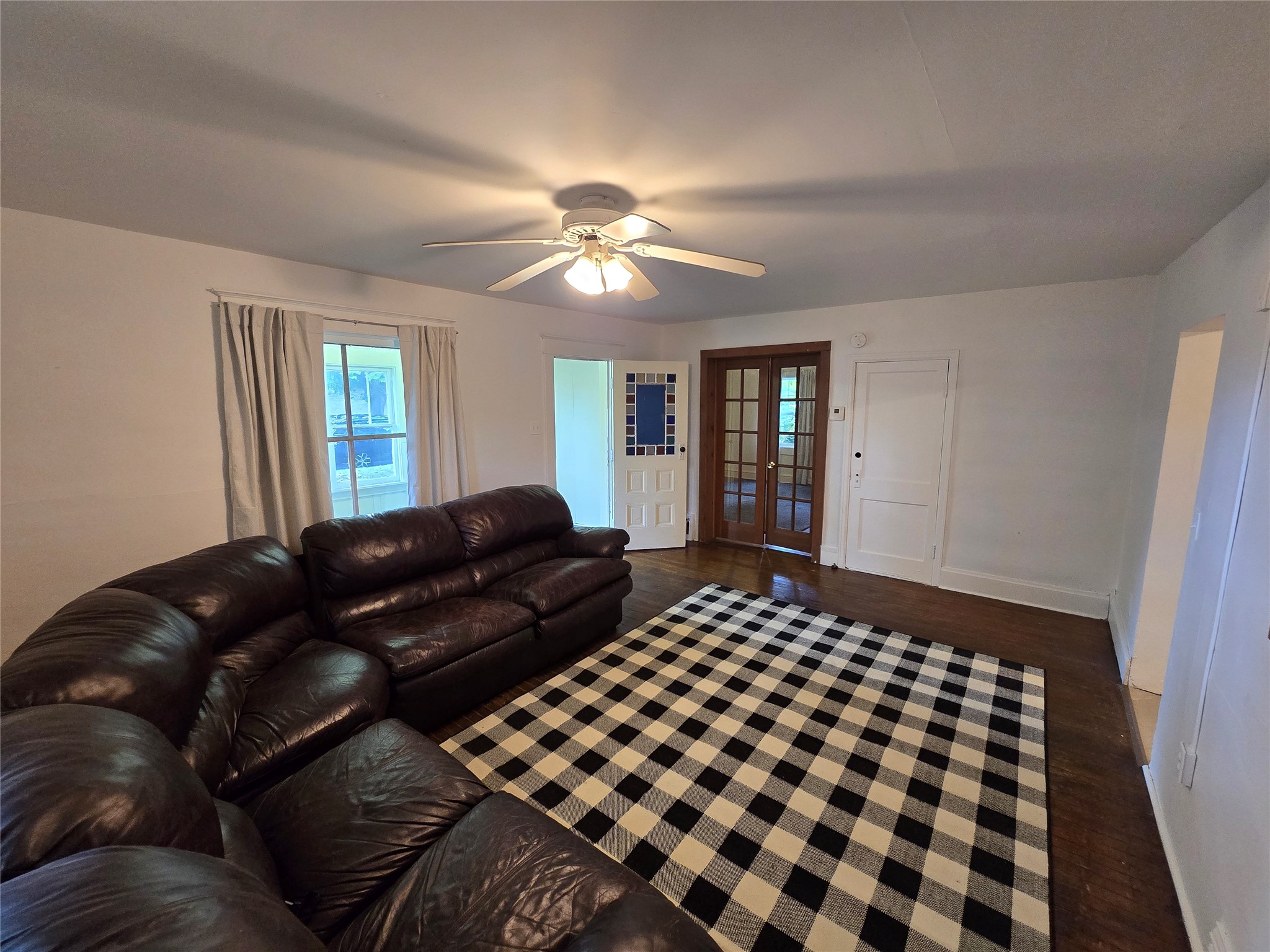 914 6th Avenue E Property Photo 10