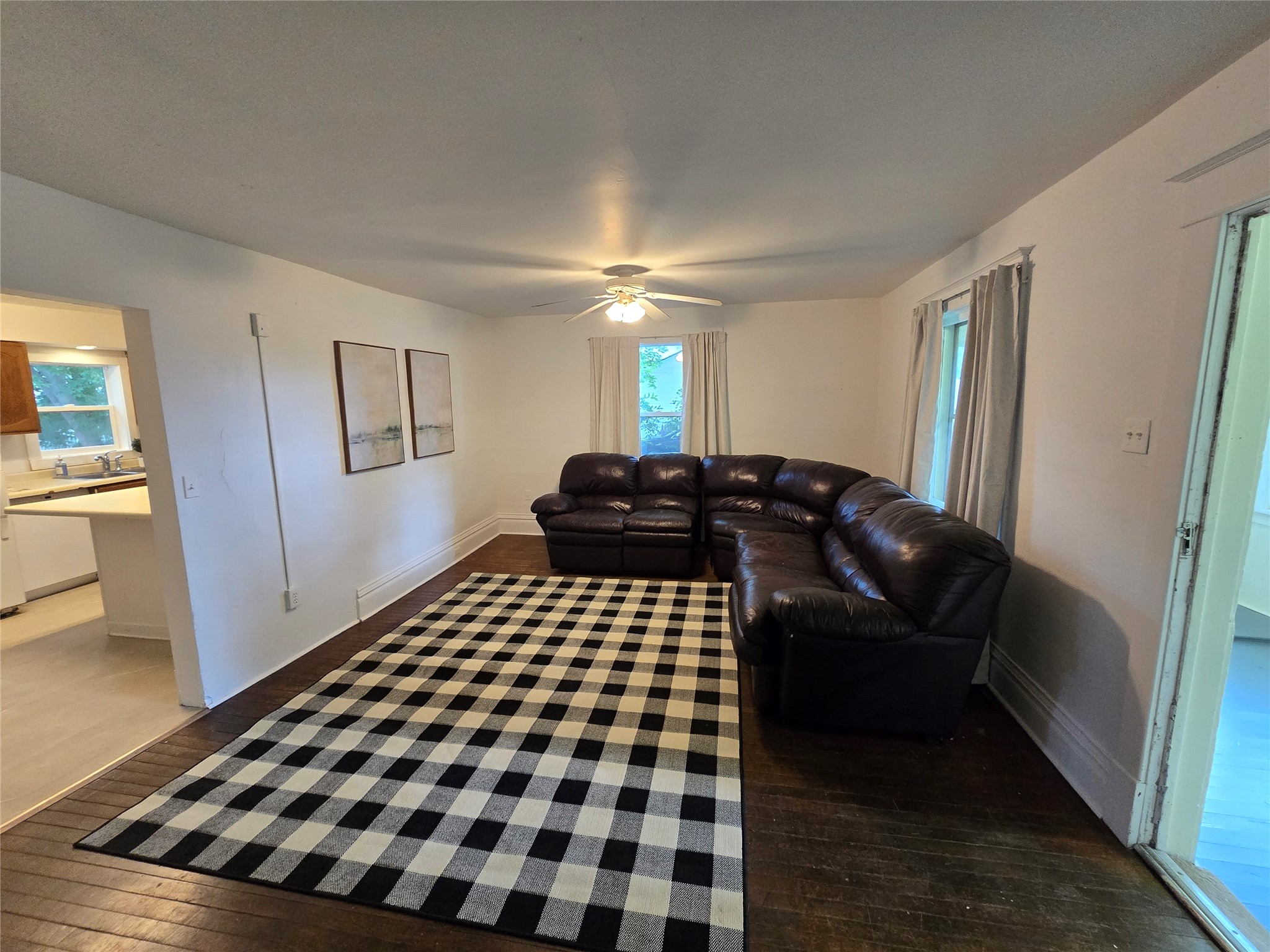 914 6th Avenue E Property Photo 11