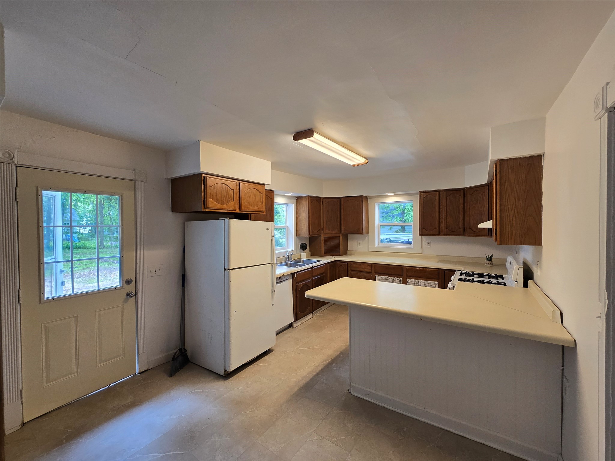 914 6th Avenue E Property Photo 14
