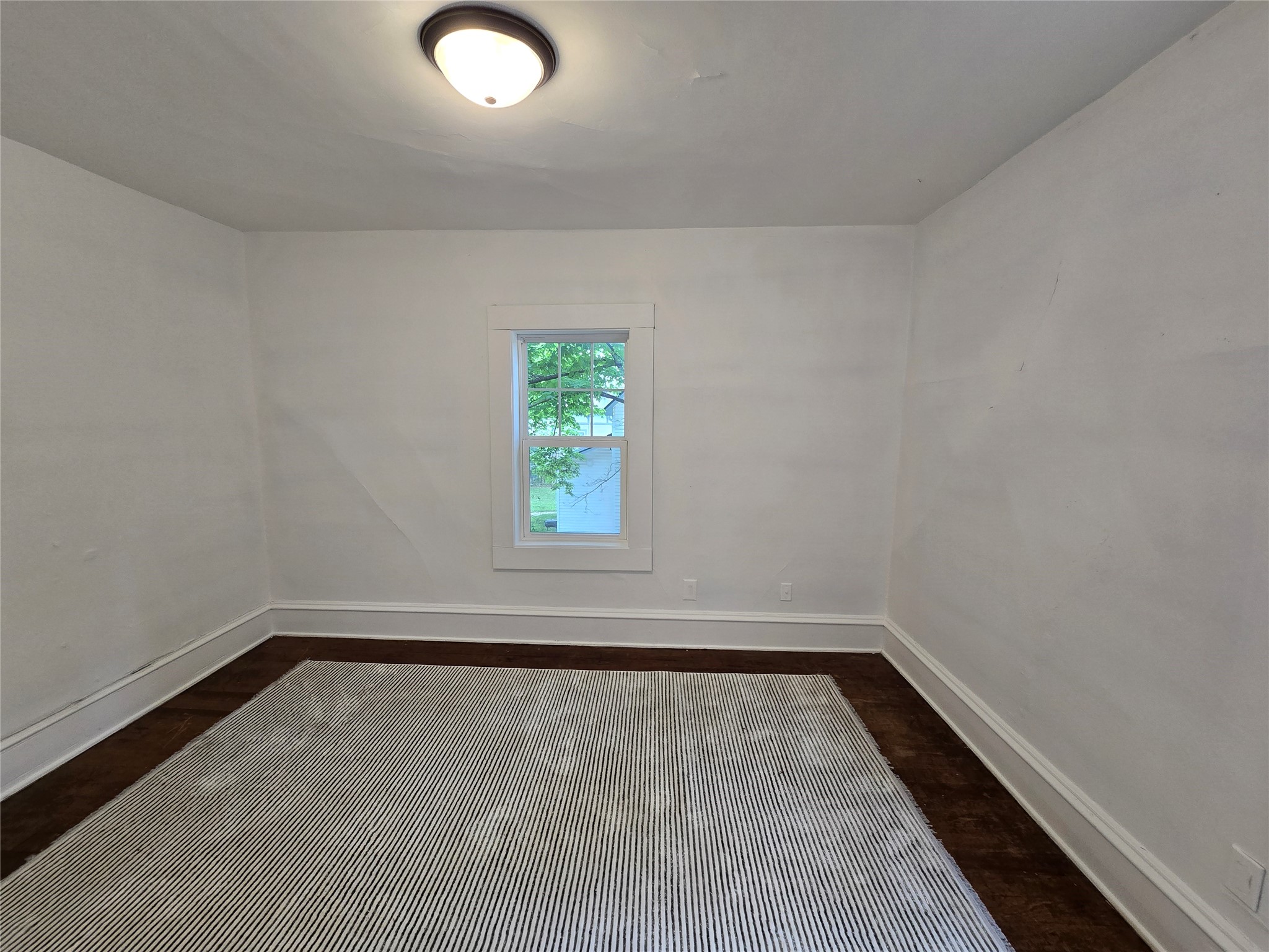 914 6th Avenue E Property Photo 24