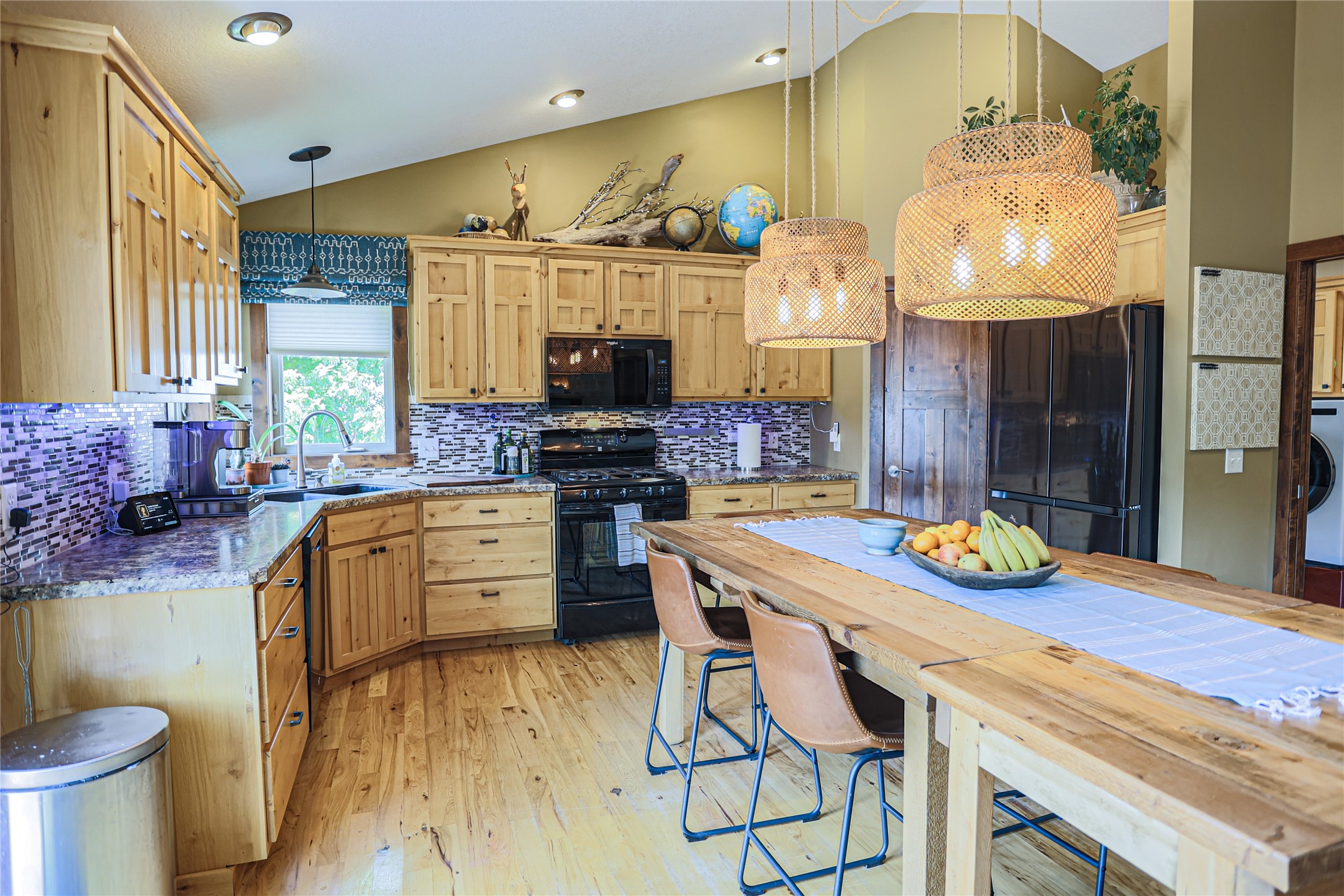 1680 Valley Quail Drive Property Photo 3