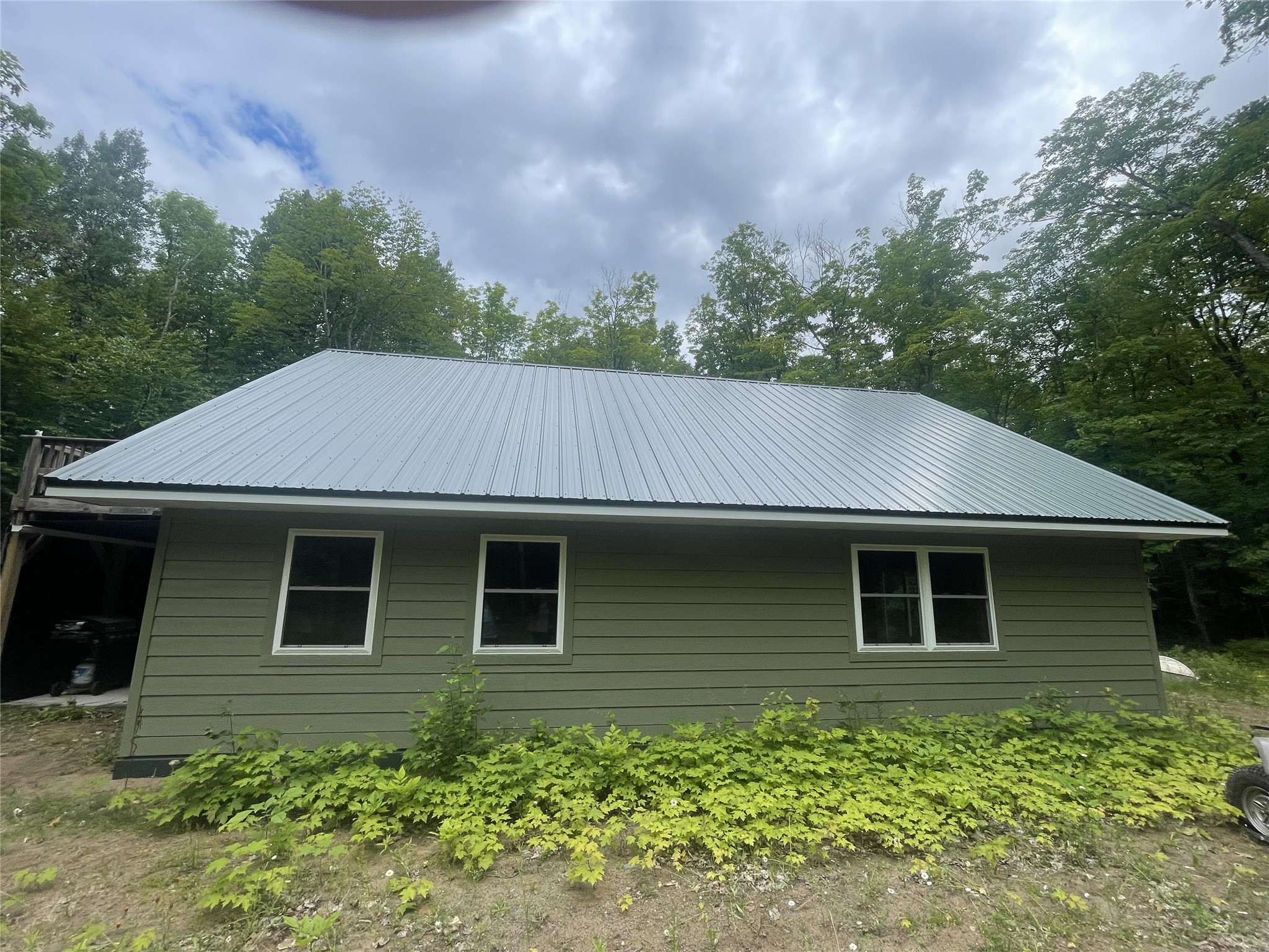 71224 Thole Road Property Photo 4