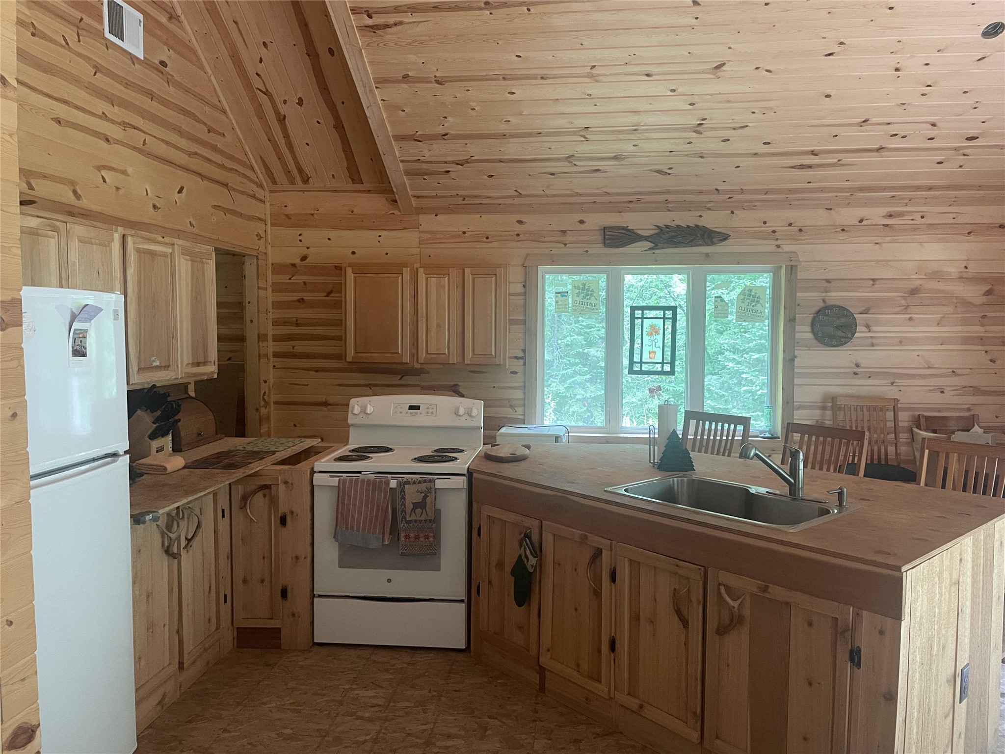 71224 Thole Road Property Photo 12