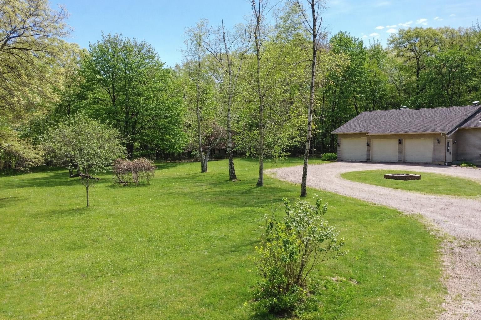 W15501 Us Highway 10 Property Photo 3