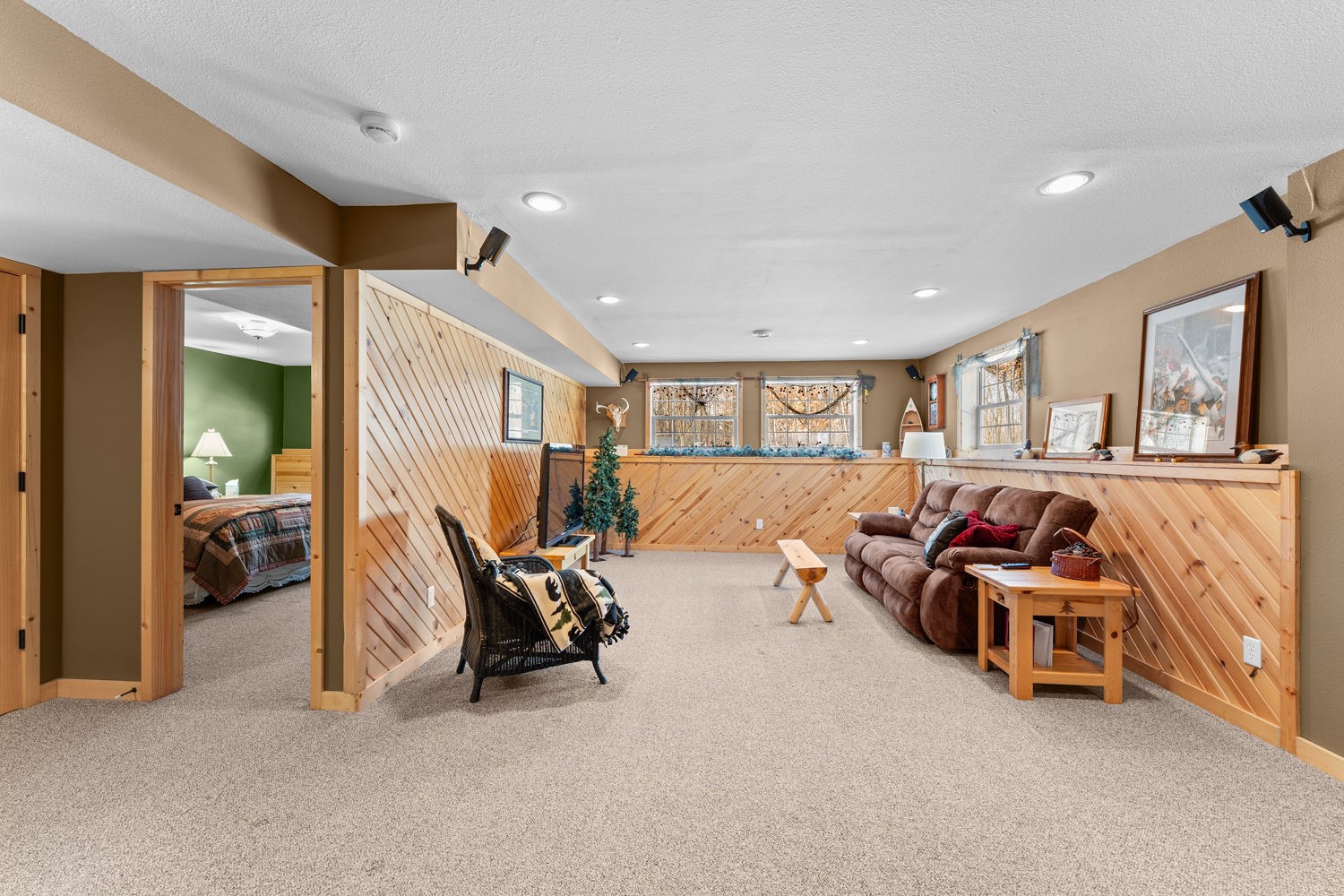 W15501 Us Highway 10 Property Photo 27