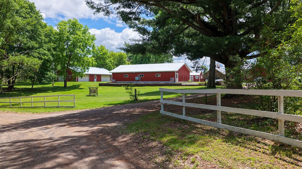 1893 Hilltop Road Property Photo 5