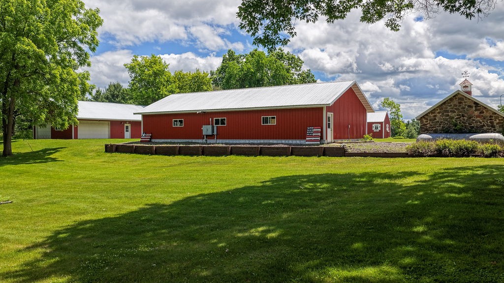 1893 Hilltop Road Property Photo 7