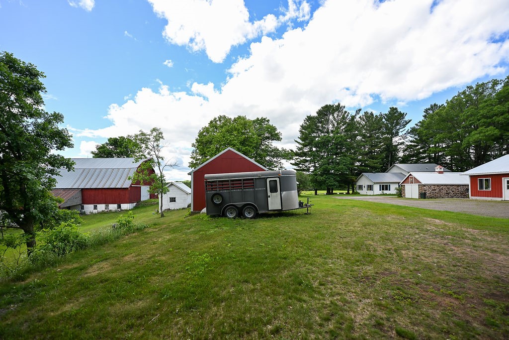 1893 Hilltop Road Property Photo 16