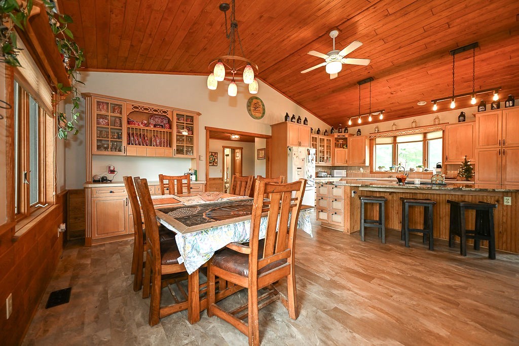 1893 Hilltop Road Property Photo 24
