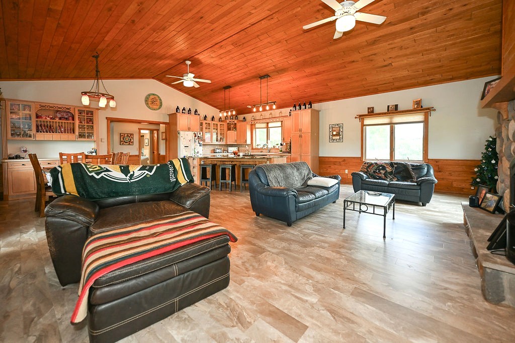 1893 Hilltop Road Property Photo 25